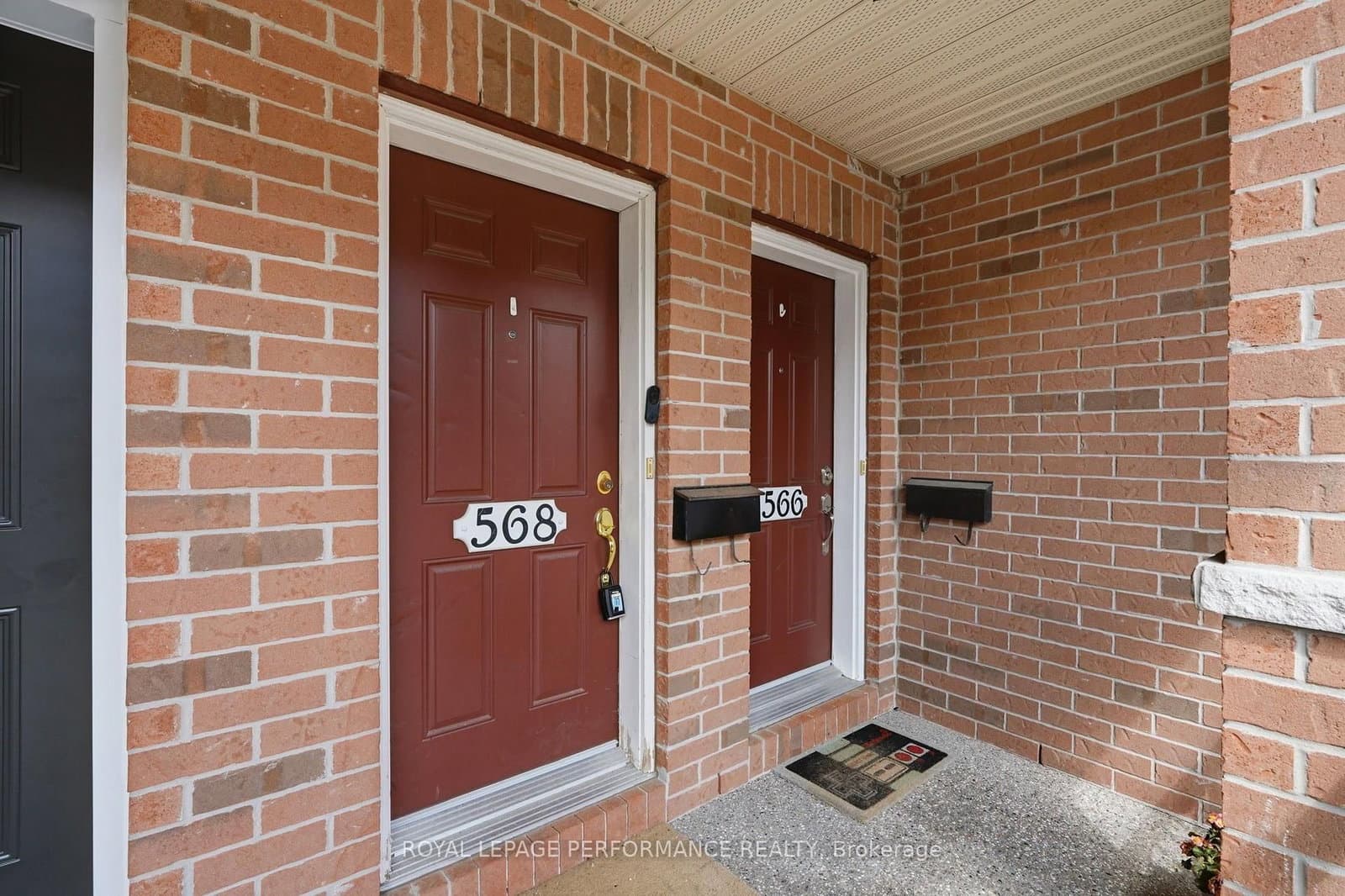 568 Reardon Private, Unit 8 thumbnail 3