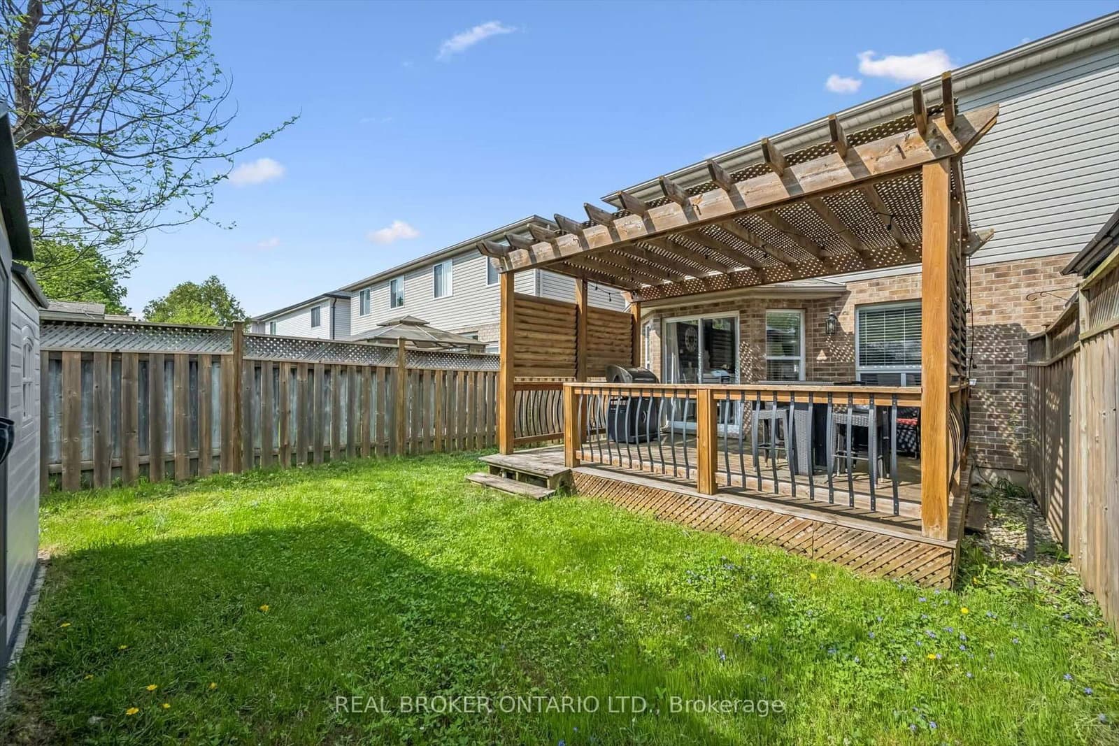 511 Dansbury Drive thumbnail 35