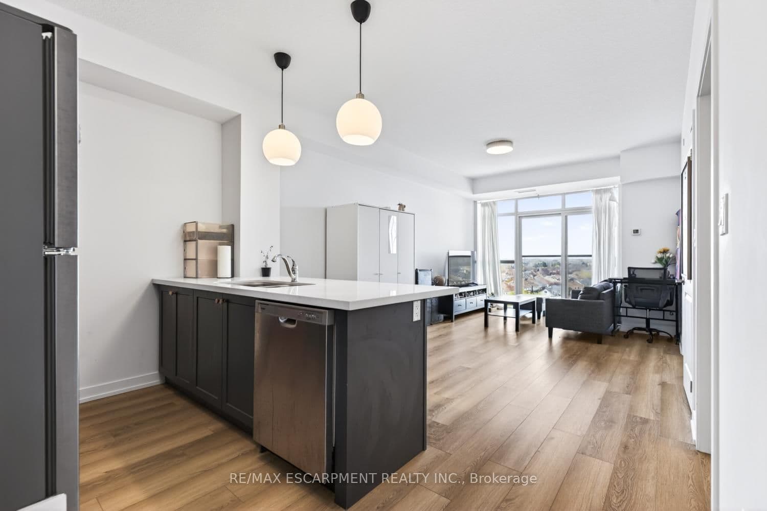 470 Dundas Street E, Unit 904 thumbnail 12