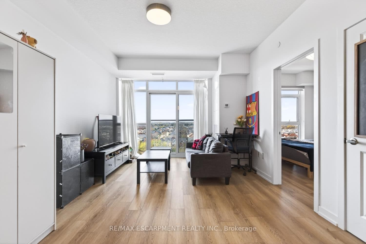 470 Dundas Street E, Unit 904 thumbnail 17