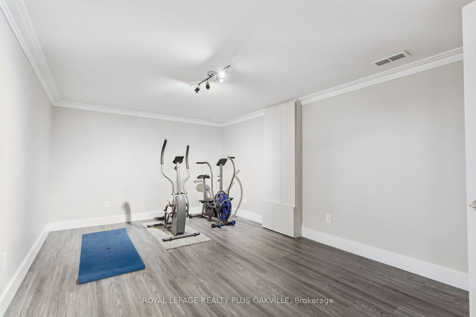 340 Clarendon Drive thumbnail 32