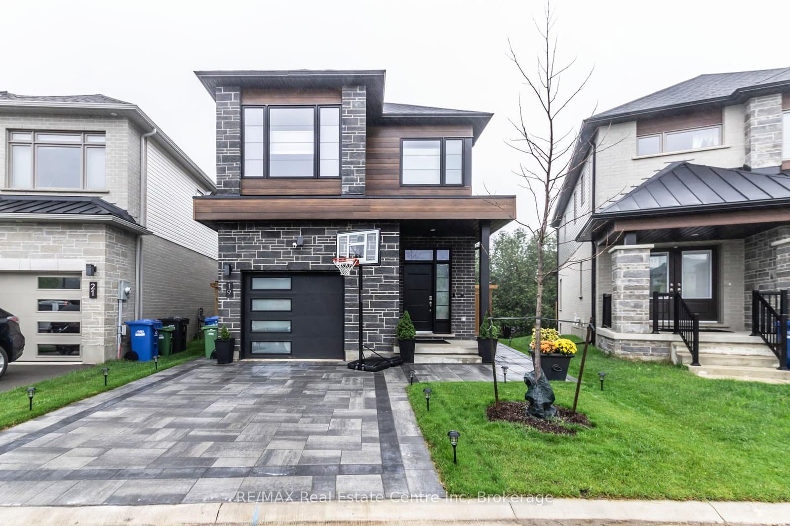 19 FERRIS CIRCLE Lane - Image 1