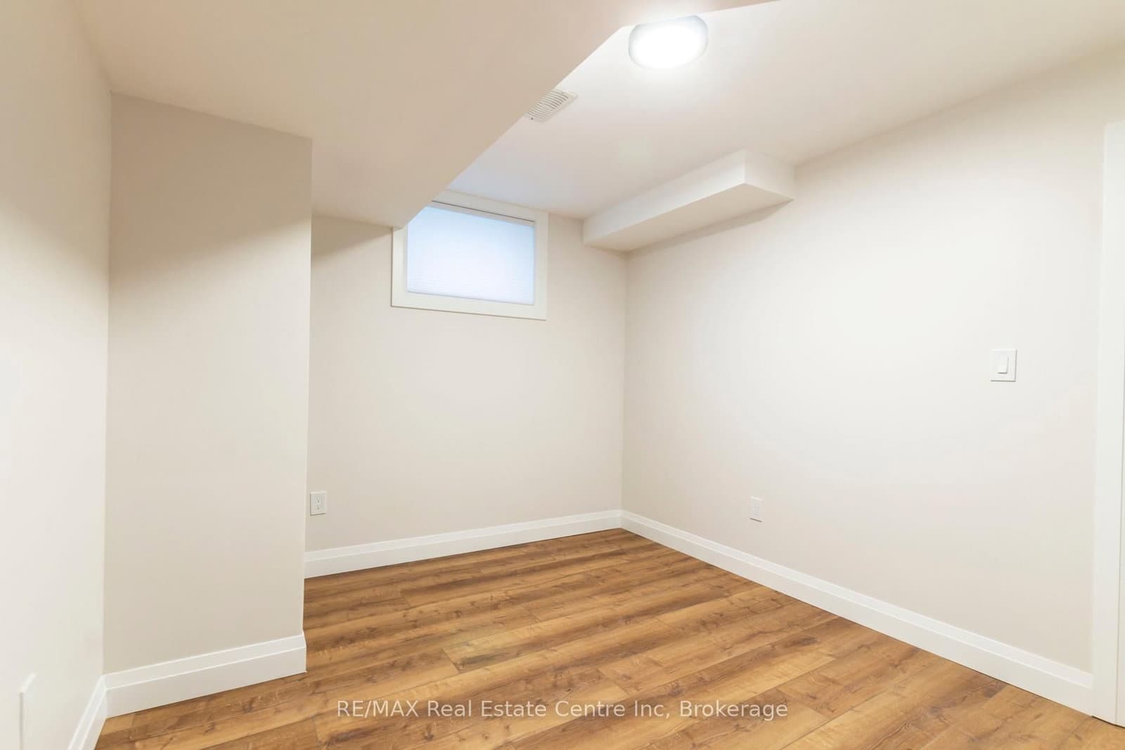 19 FERRIS CIRCLE Lane thumbnail 18