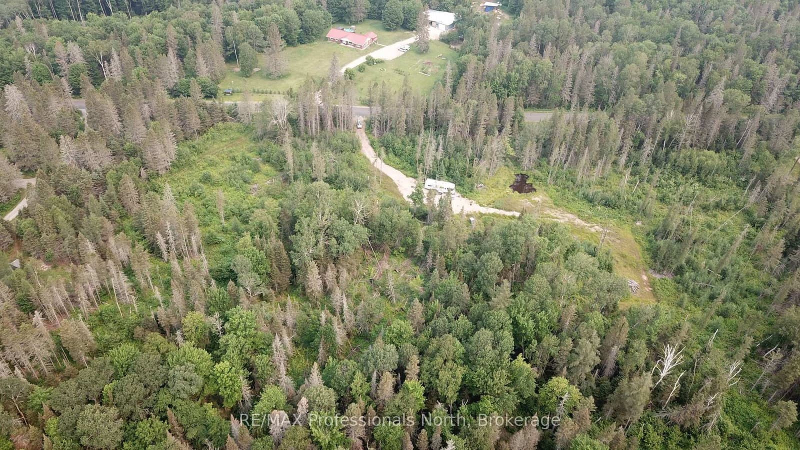 715 PICKERAL AND JACK LAKE Road thumbnail 9