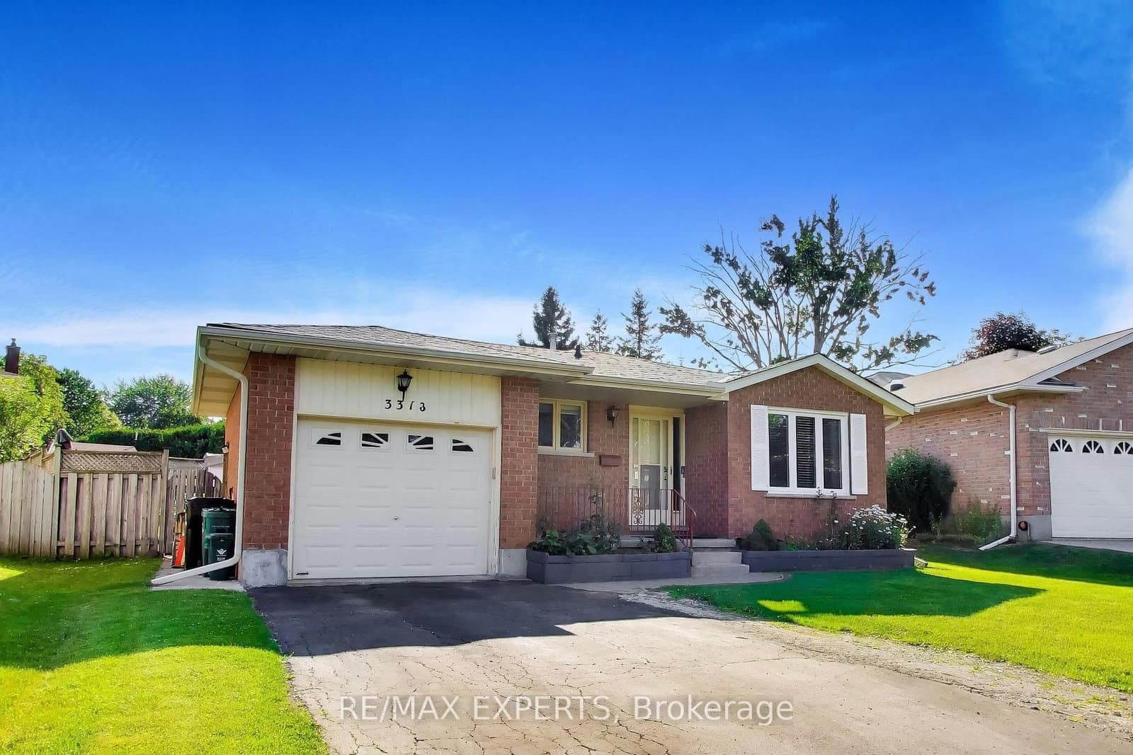 331 Newbury Drive thumbnail 3