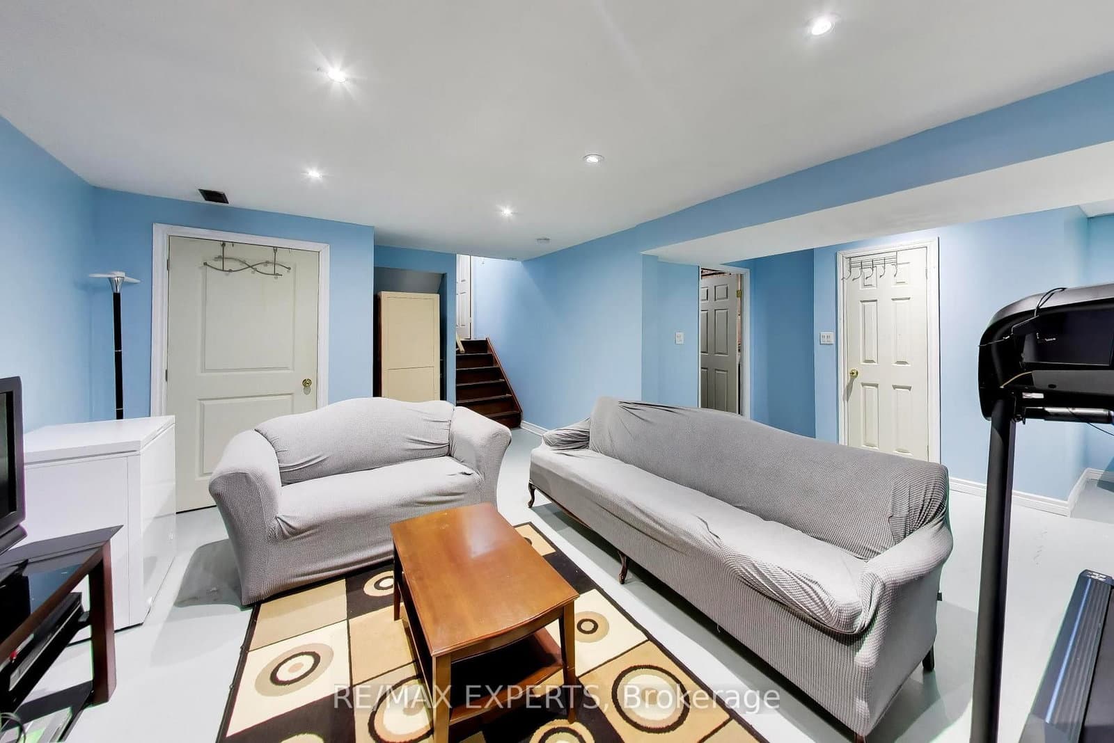 331 Newbury Drive thumbnail 30