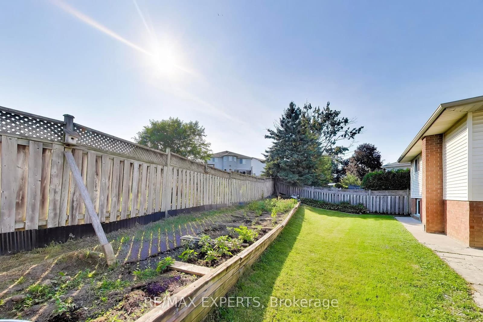 331 Newbury Drive thumbnail 37