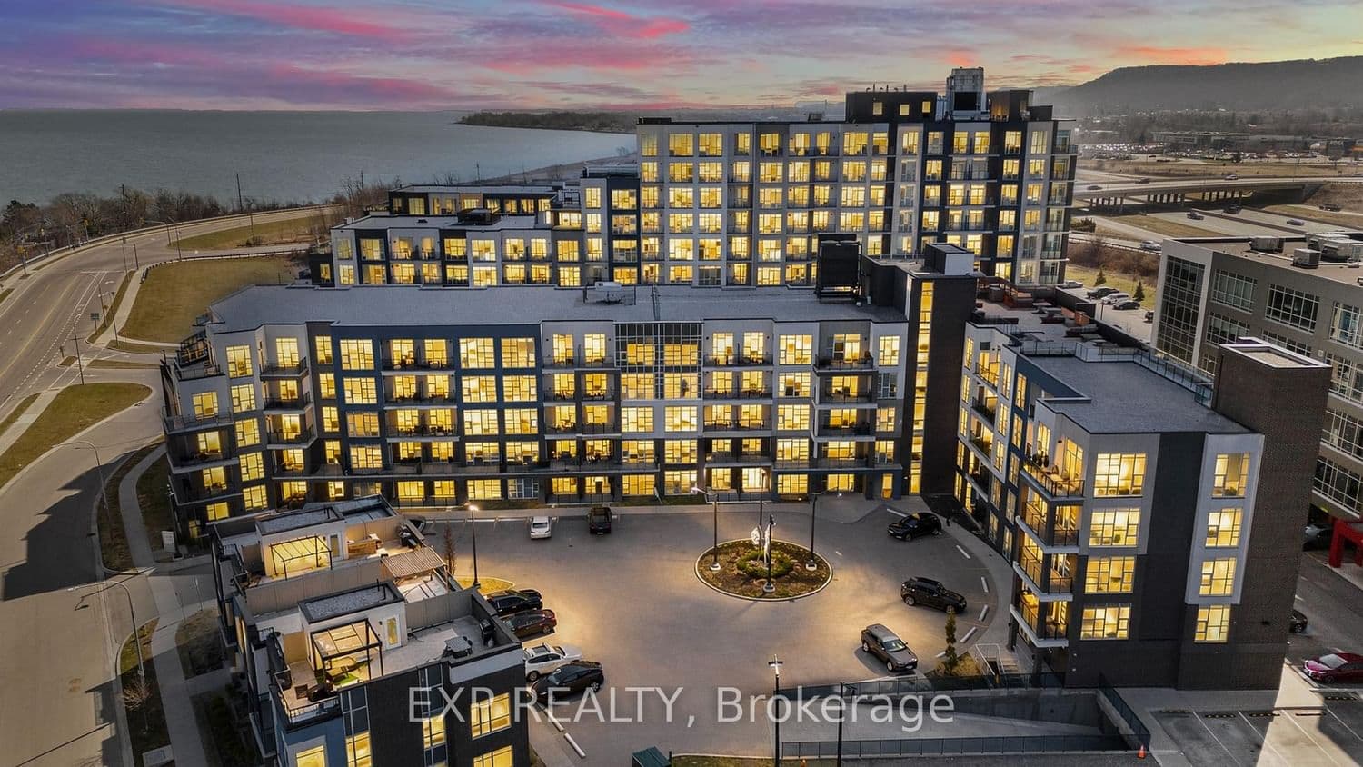 10 Concord Place, Unit 209 thumbnail 2