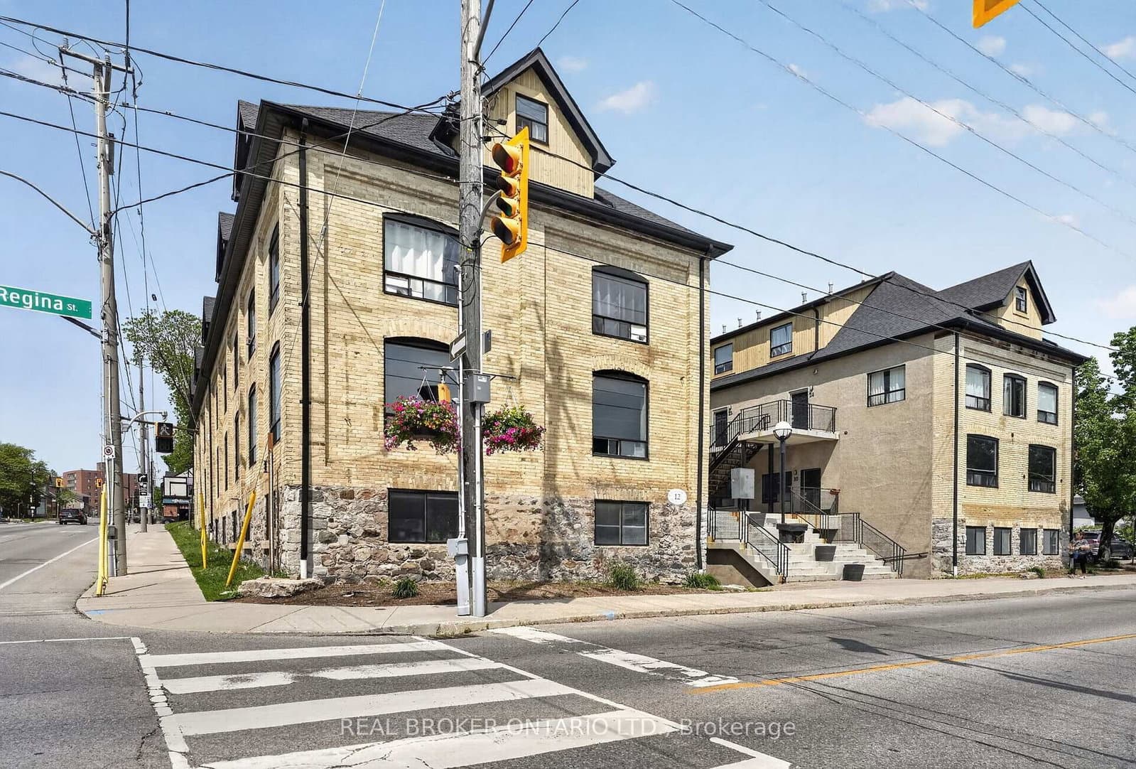 12 Bridgeport Road E, Unit 9 thumbnail 2