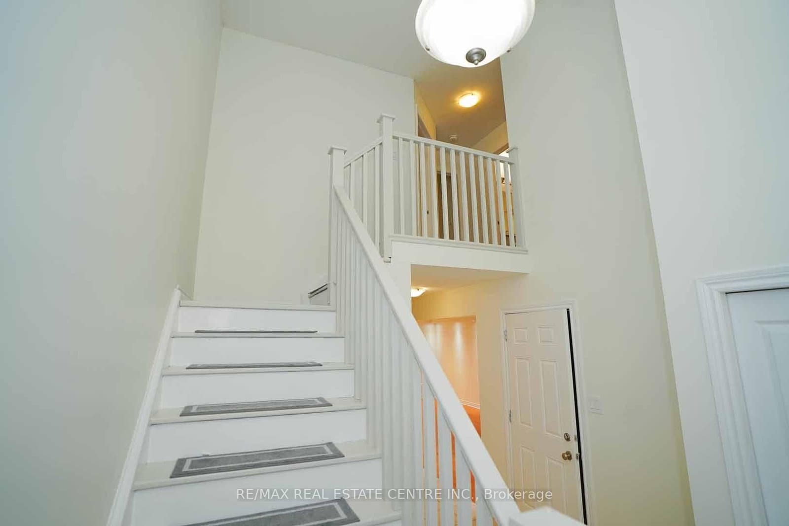 18 Heritage Drive thumbnail 19