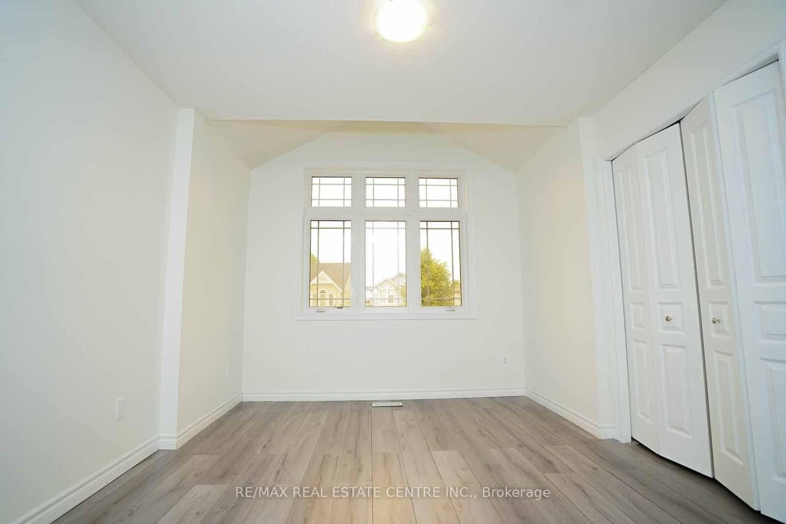 18 Heritage Drive thumbnail 22