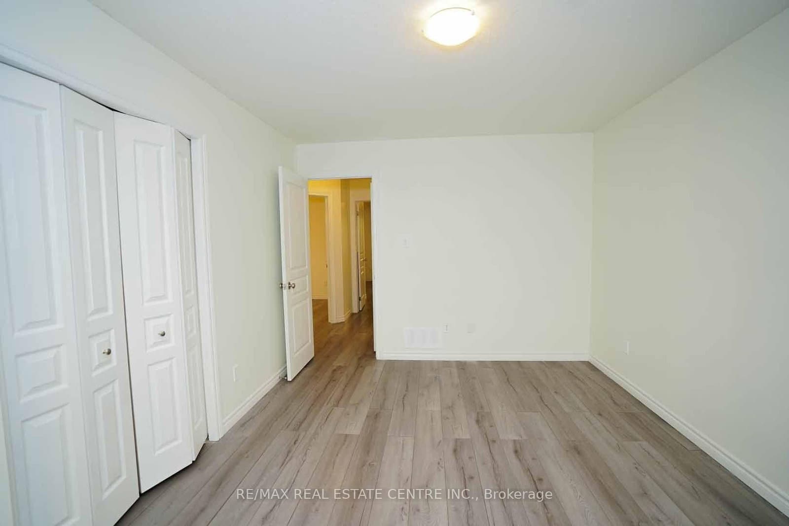 18 Heritage Drive thumbnail 23