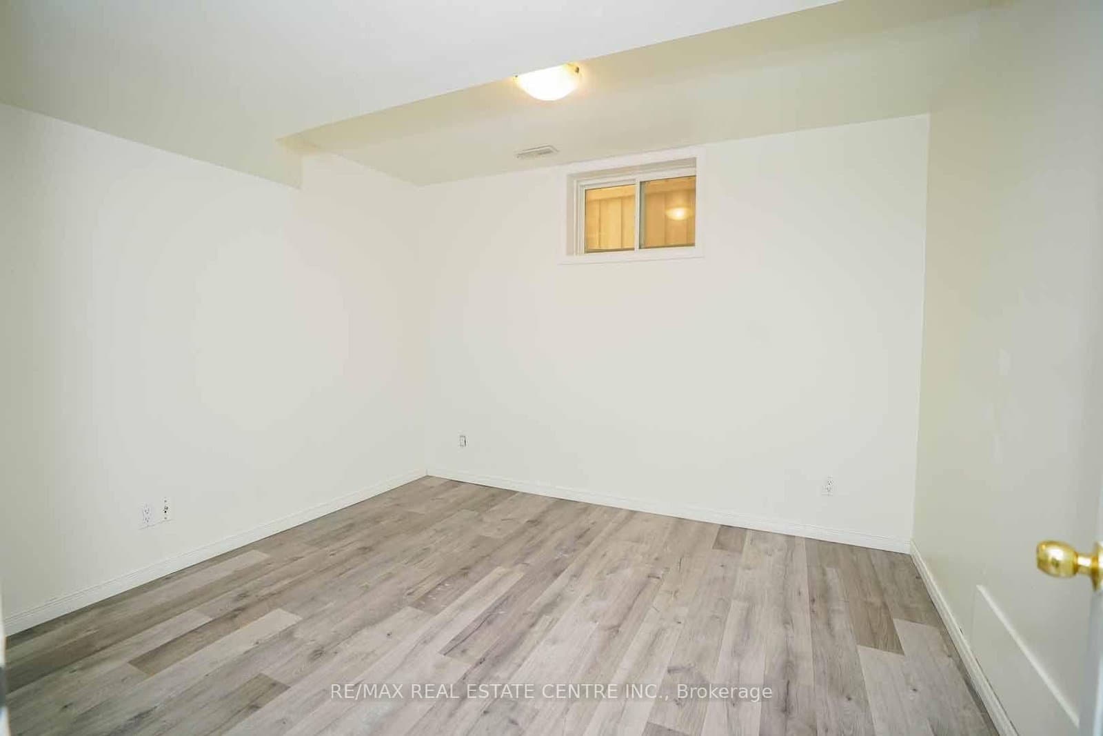 18 Heritage Drive thumbnail 43