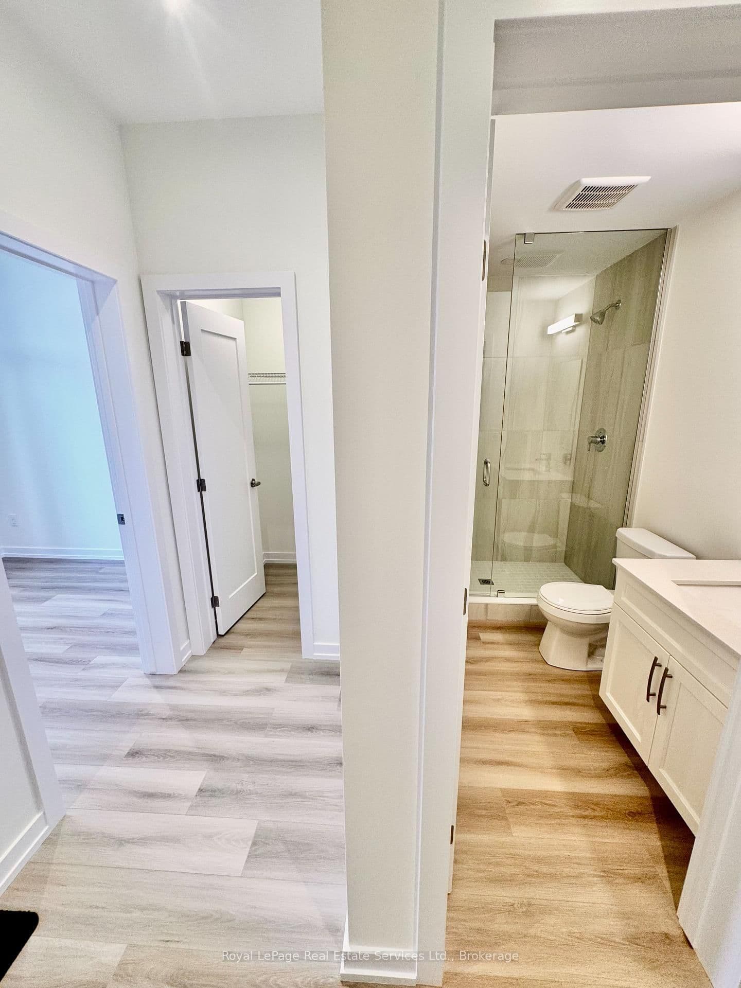 86 Valley Trail Place thumbnail 3