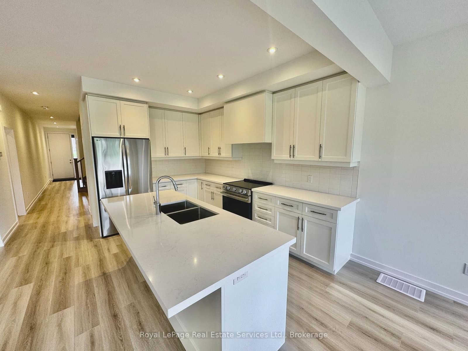 86 Valley Trail Place thumbnail 5