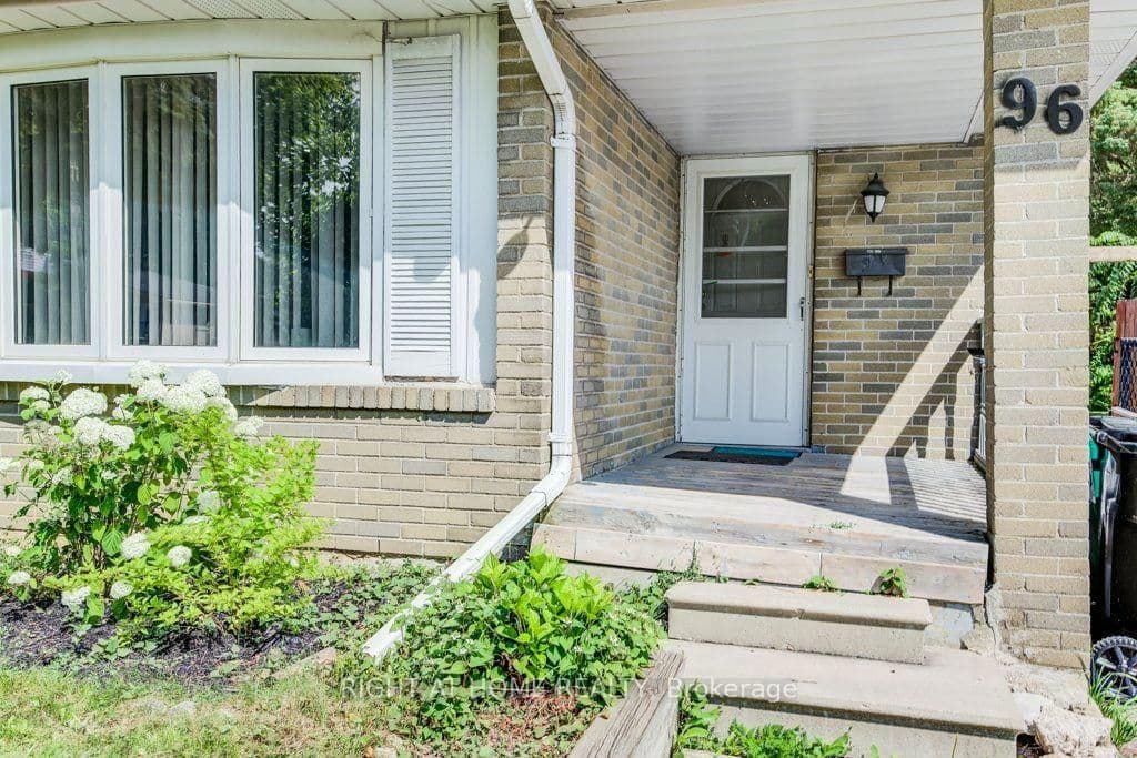 96 Markwood Drive thumbnail 4
