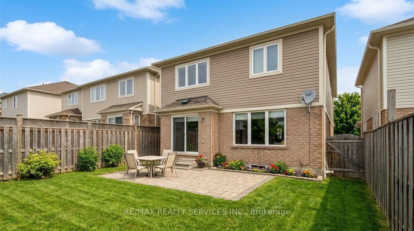 48 Fletcher Circle thumbnail 3
