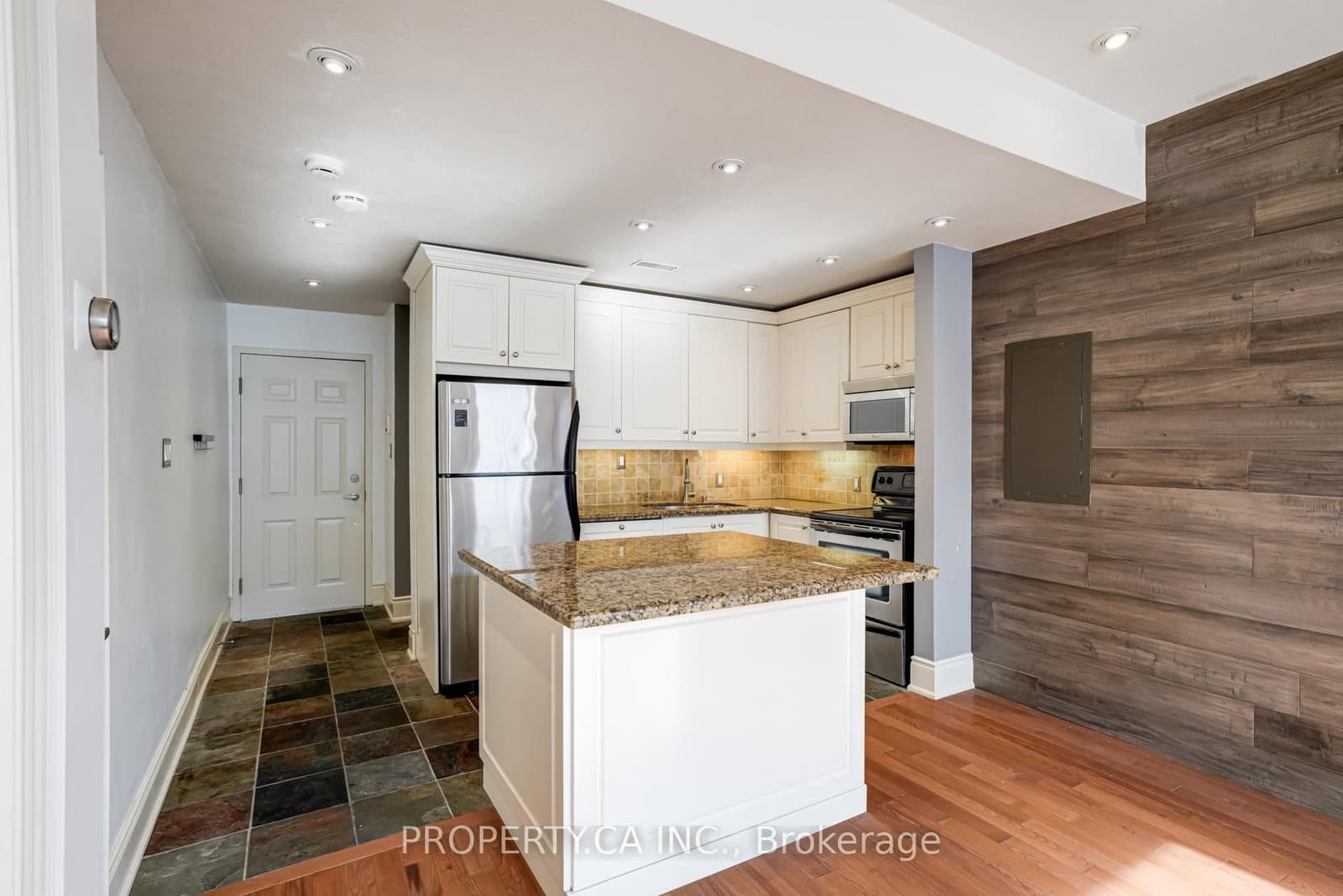283 King Street E, Unit 201 thumbnail 5