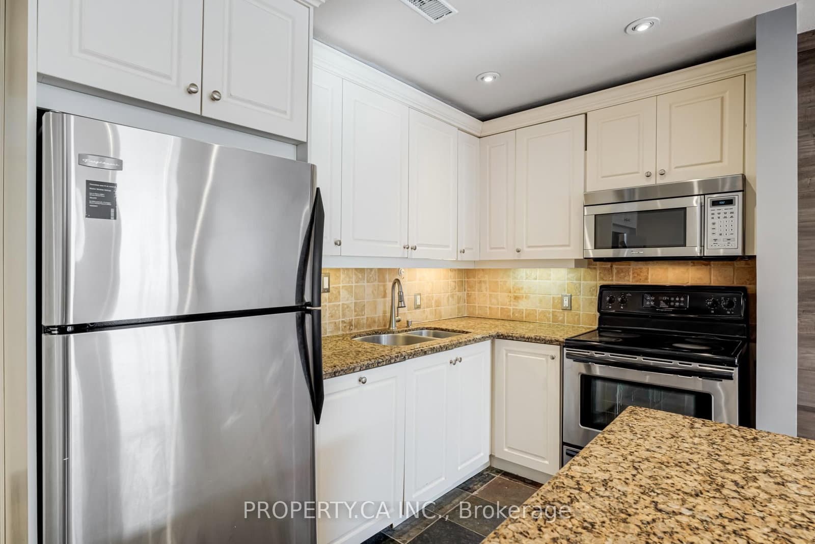 283 King Street E, Unit 201 thumbnail 7