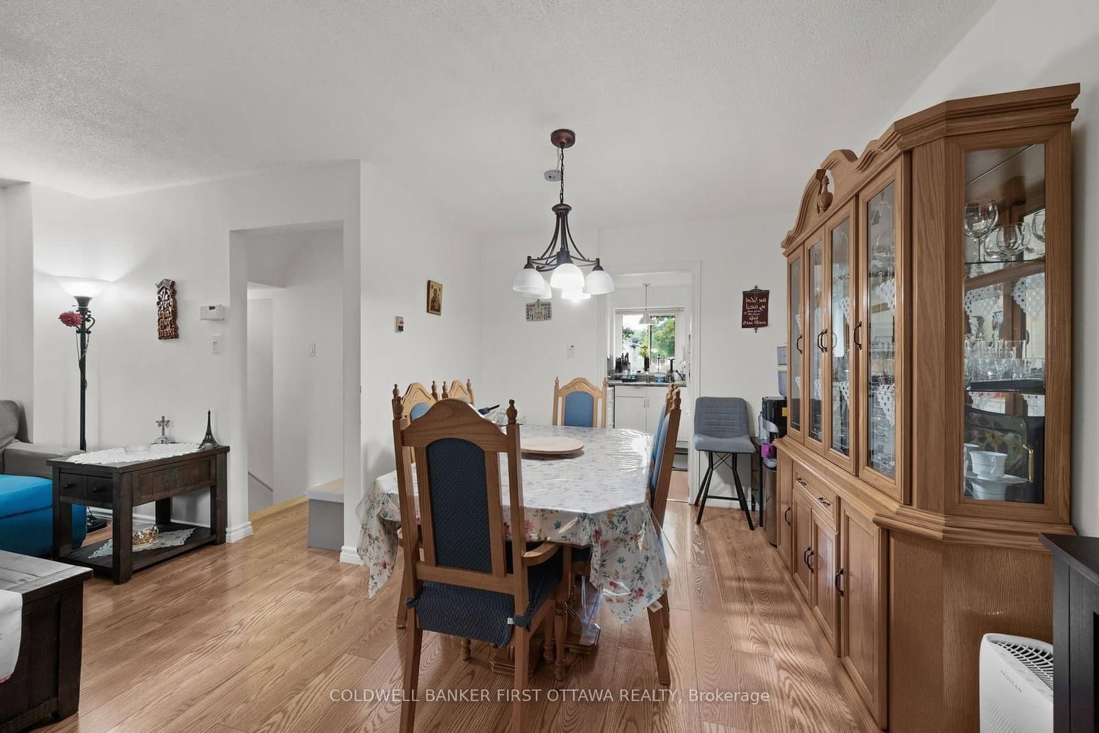 158 Barrow Crescent, Unit 19 thumbnail 12