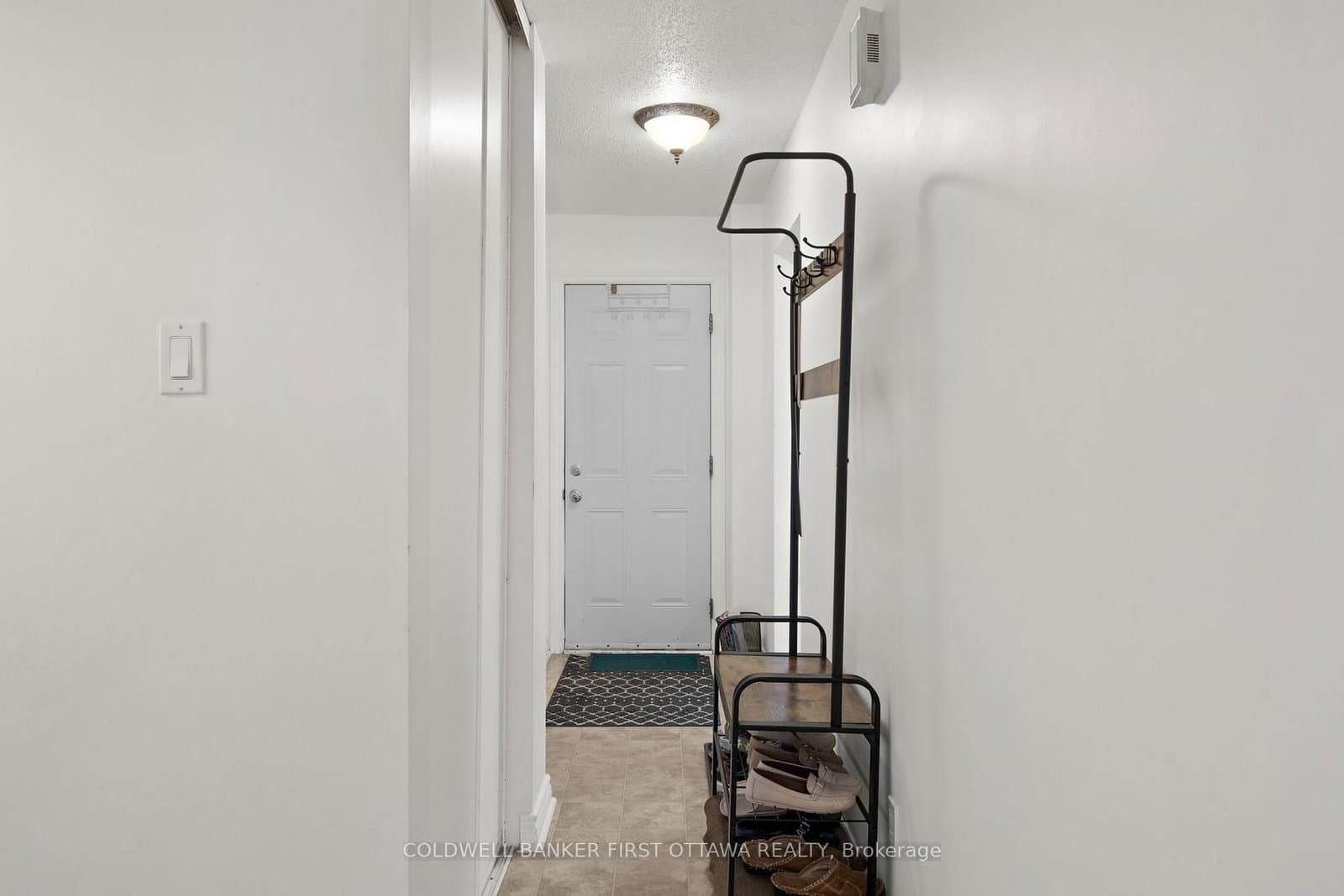 158 Barrow Crescent, Unit 19 thumbnail 16