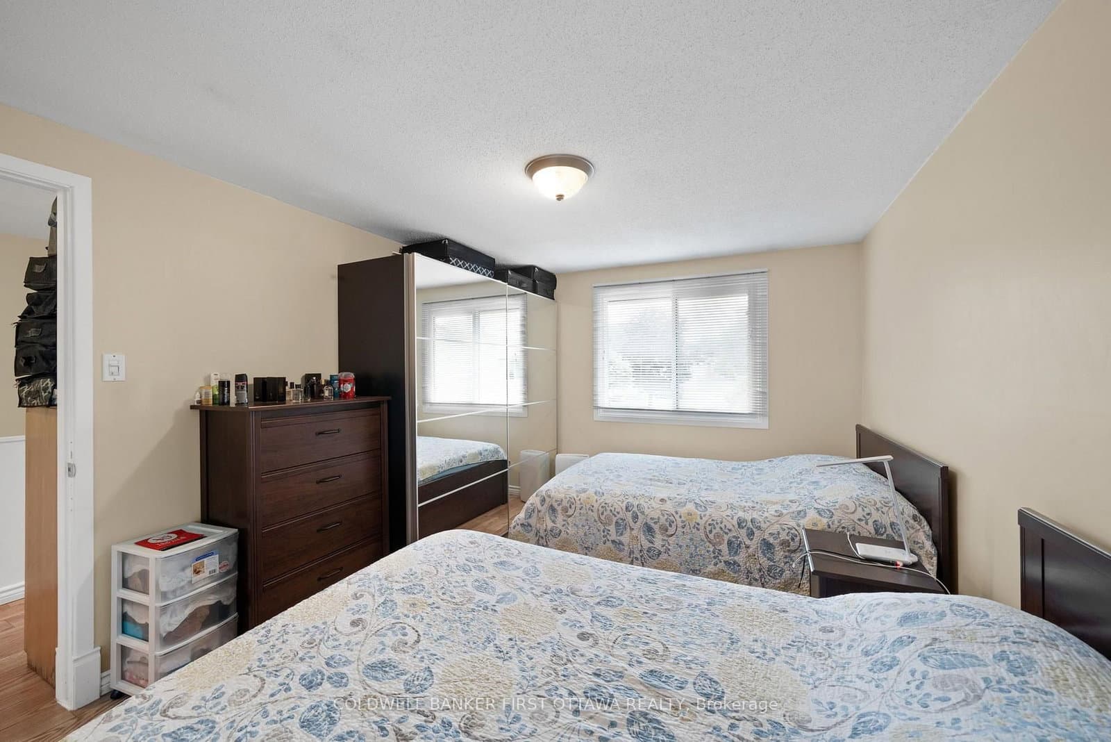158 Barrow Crescent, Unit 19 thumbnail 25