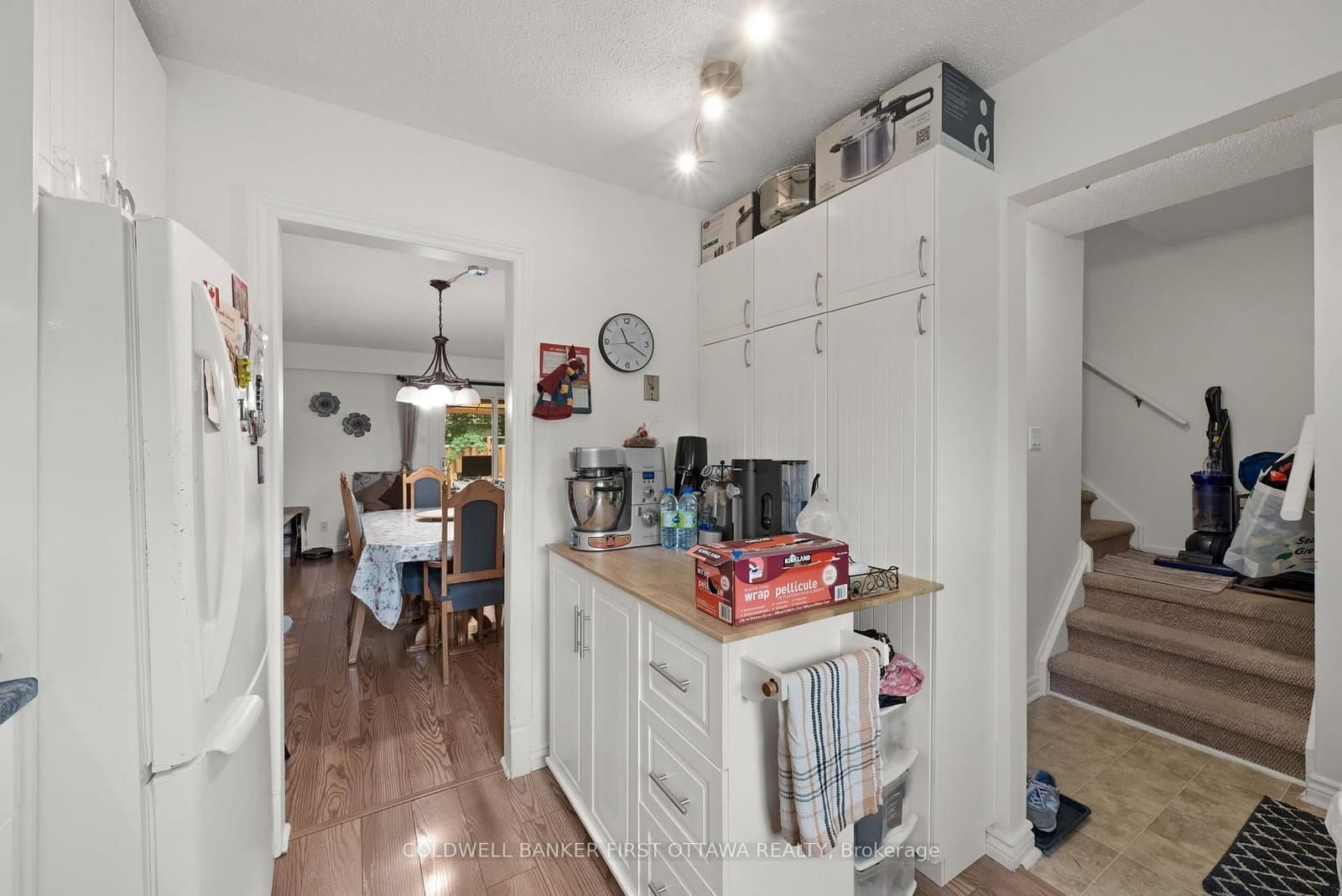 158 Barrow Crescent, Unit 19 thumbnail 9