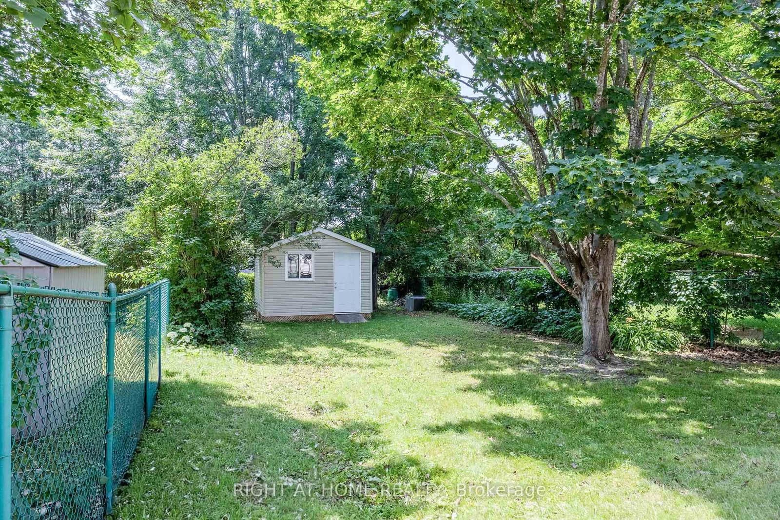 161 Pheasant Run Drive thumbnail 22