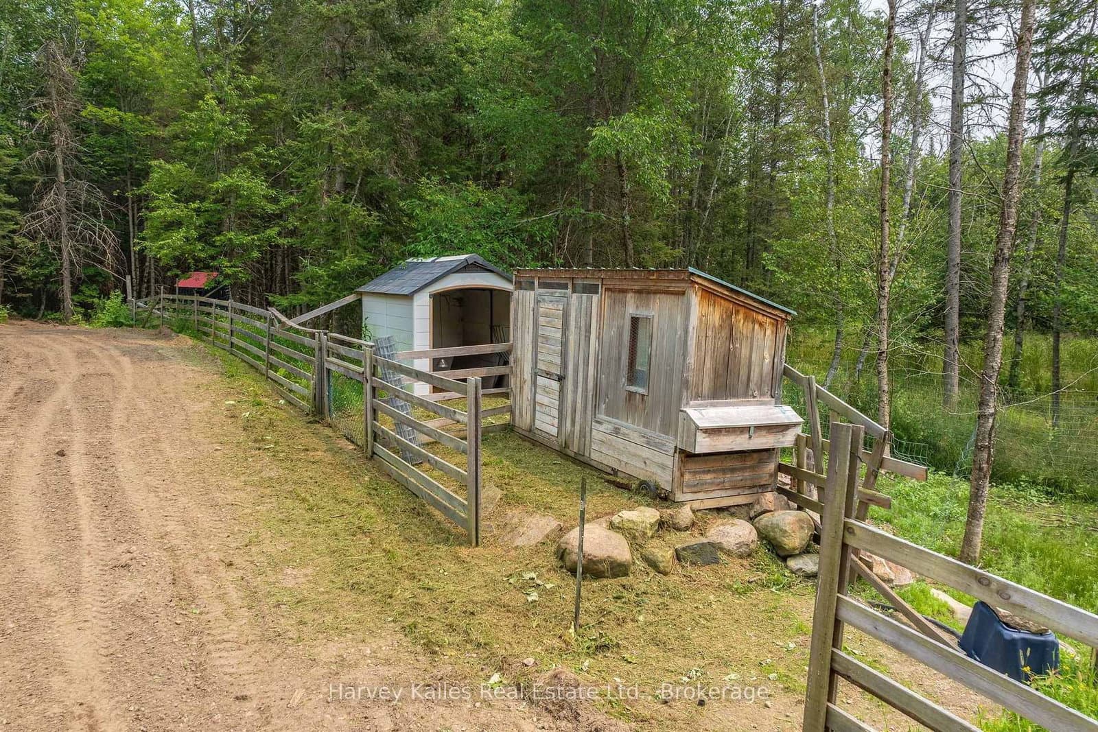 1106 North Pickerel Lake Road thumbnail 45