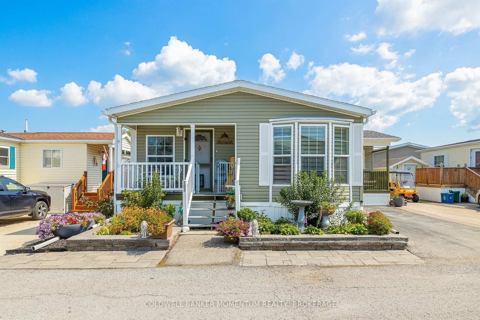 3033 Townline Road, Unit 202 thumbnail 3