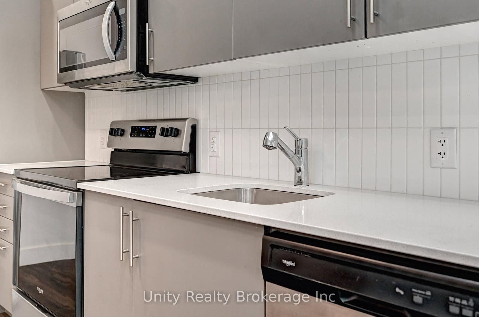 26 Lowes Street, Unit 108 thumbnail 29