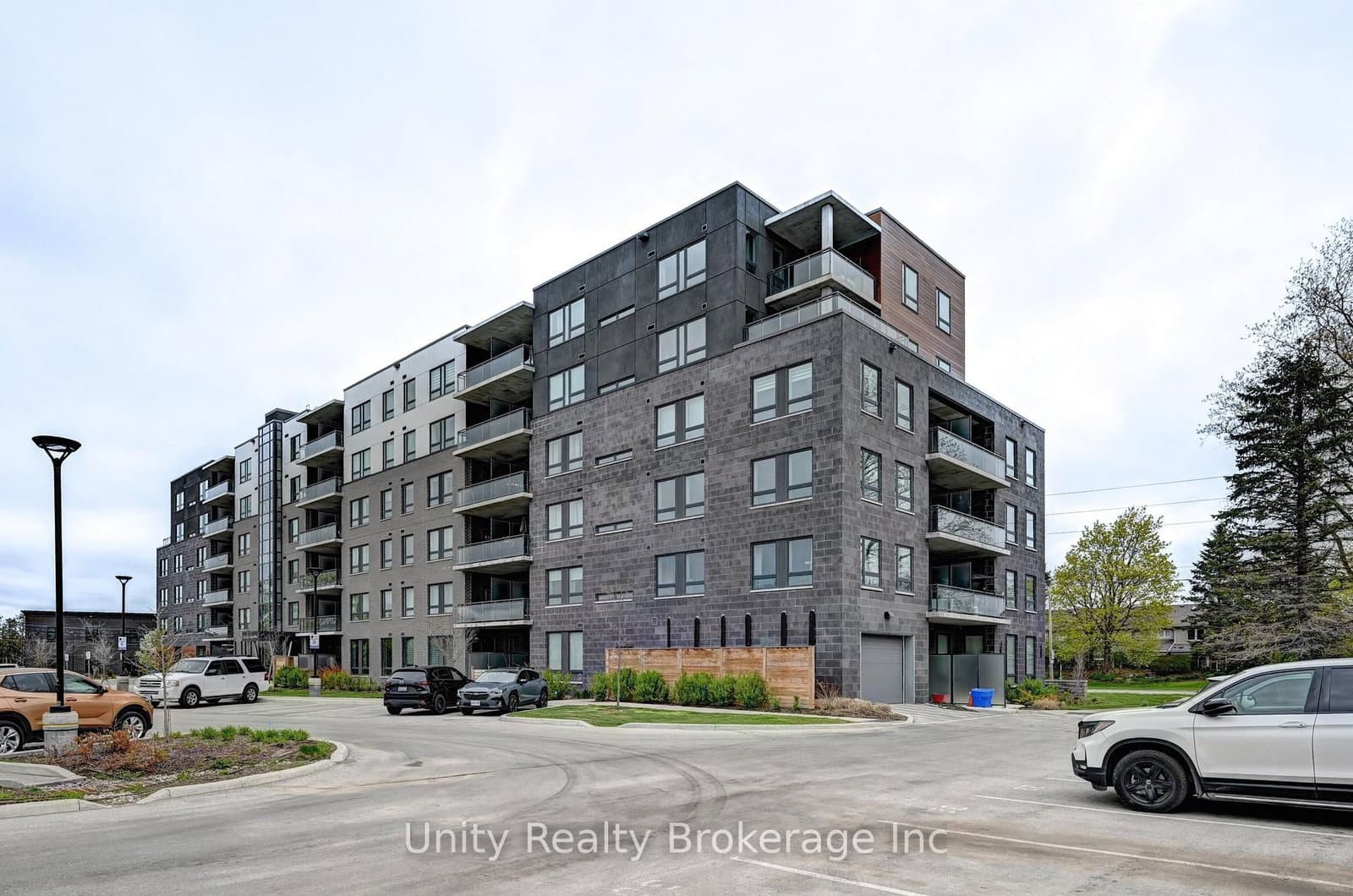 26 Lowes Street, Unit 108 thumbnail 31
