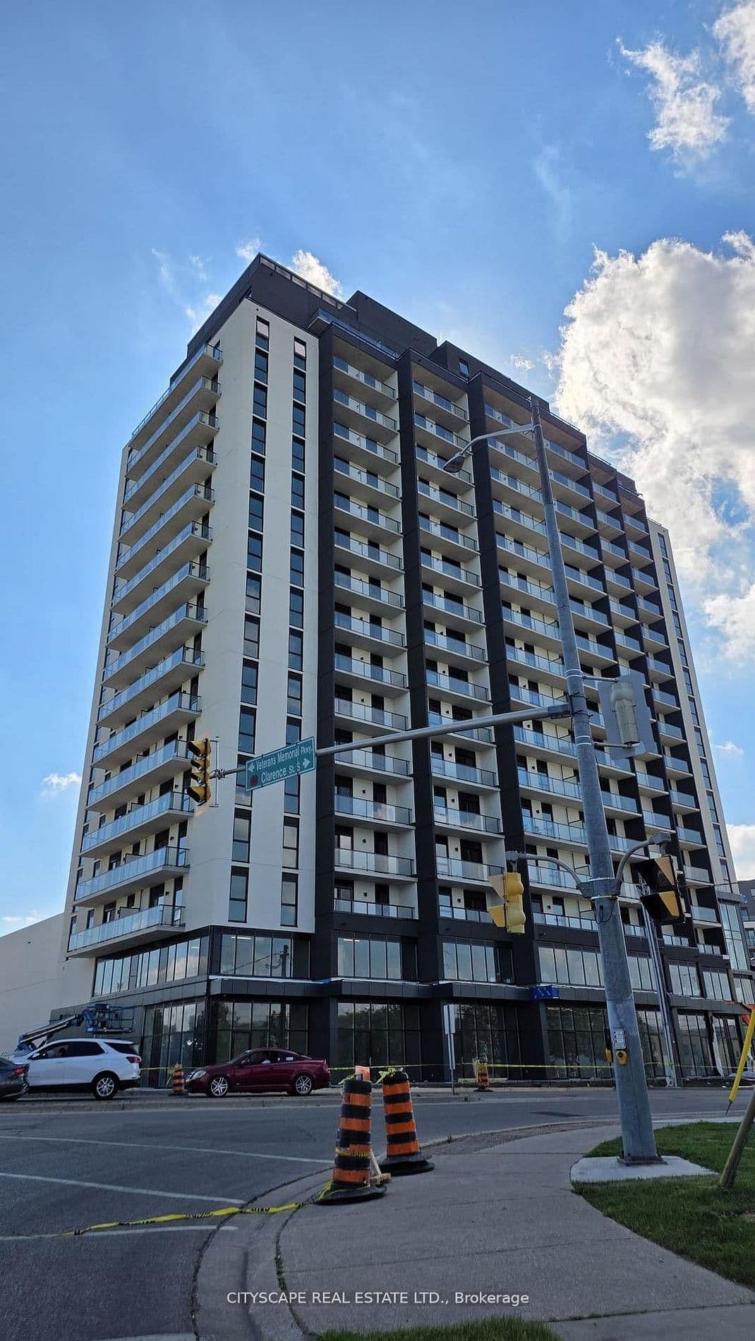 #1801 - 33 Erie Avenue