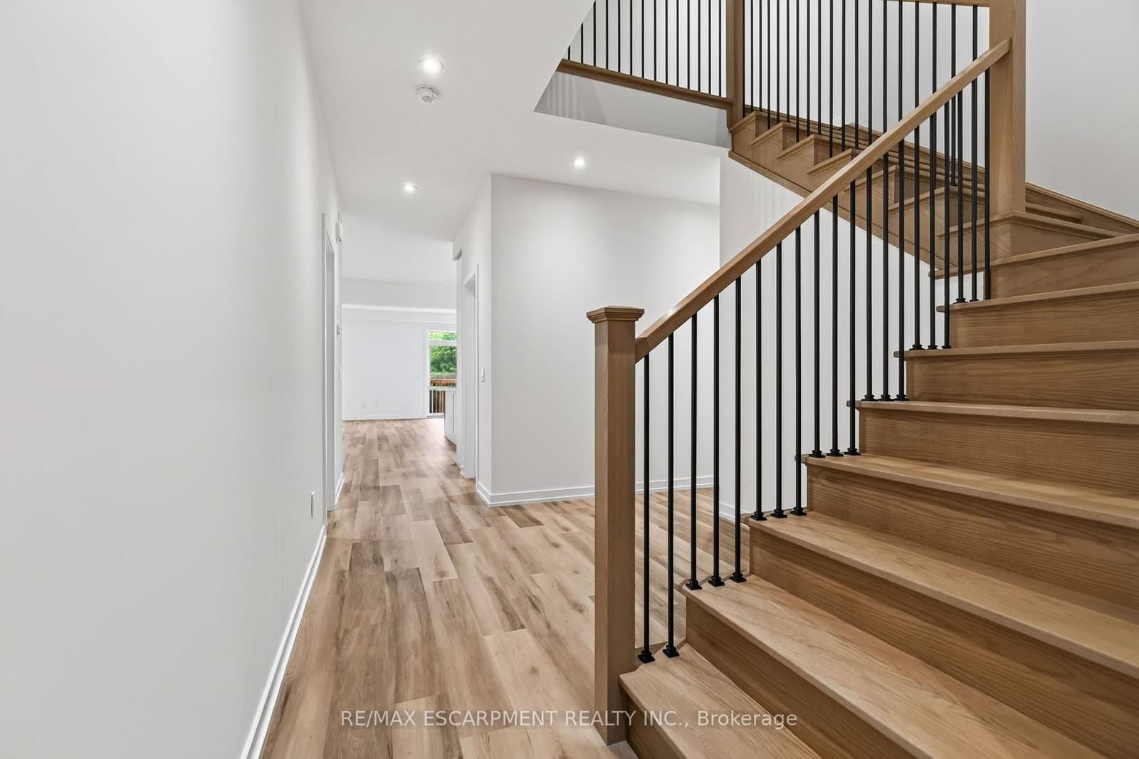 88 Valley Trail Place thumbnail 7