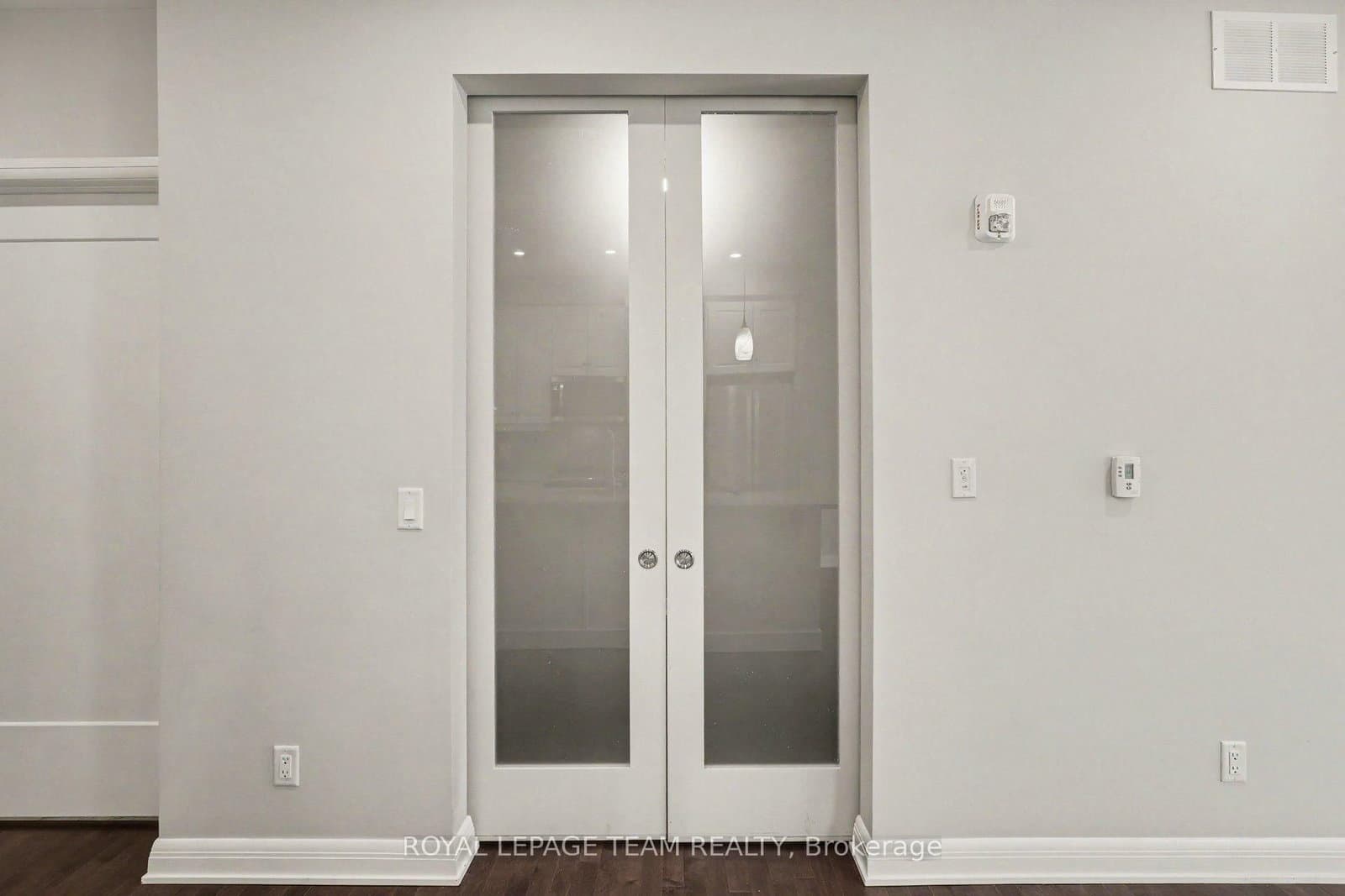 190 Boundstone Way, Unit 104 thumbnail 7