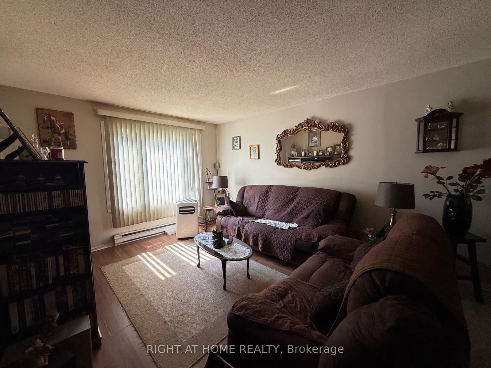 1035 Cummings Avenue, Unit E thumbnail 8
