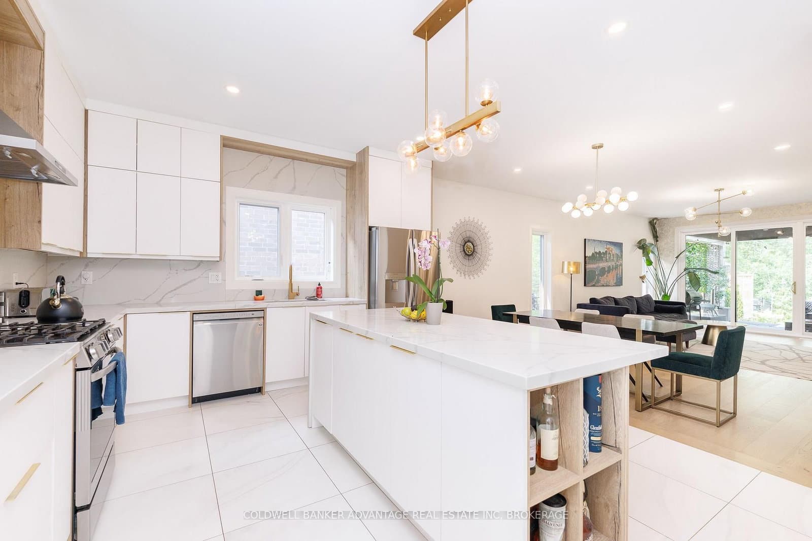 445 Julia Drive thumbnail 7