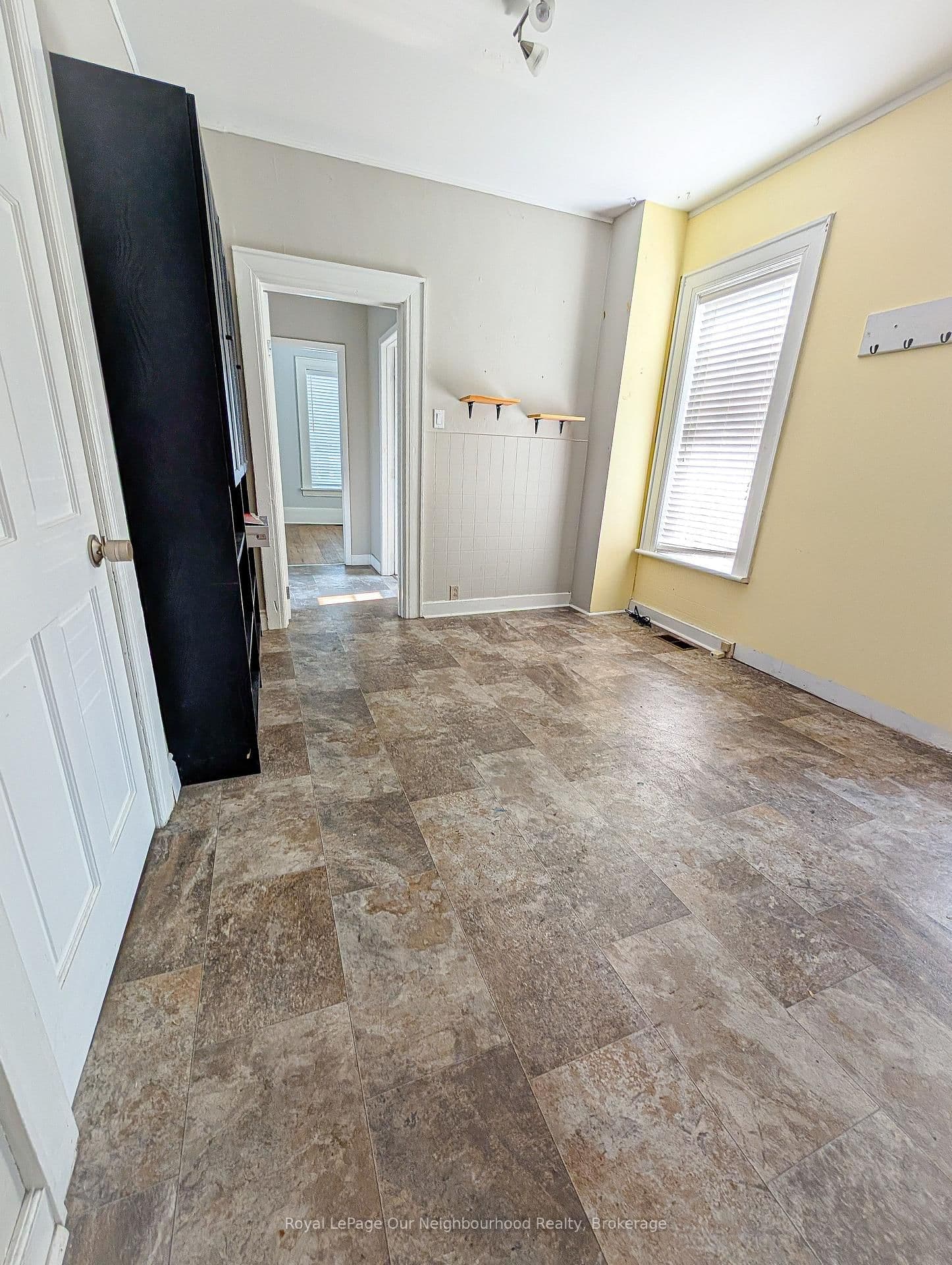 1 Lake Street, Unit D thumbnail 3