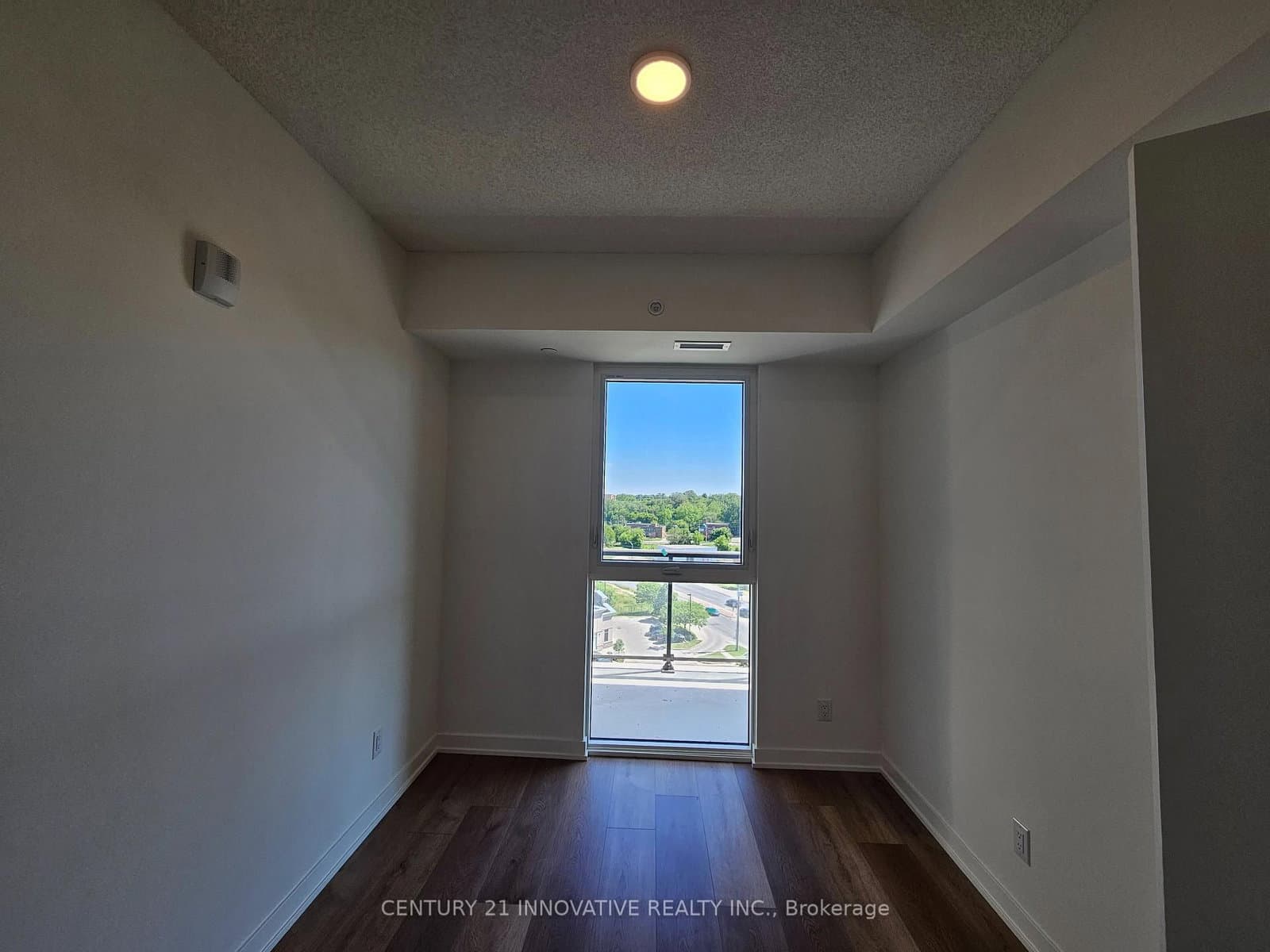 33 Erie Avenue, Unit 807 thumbnail 6