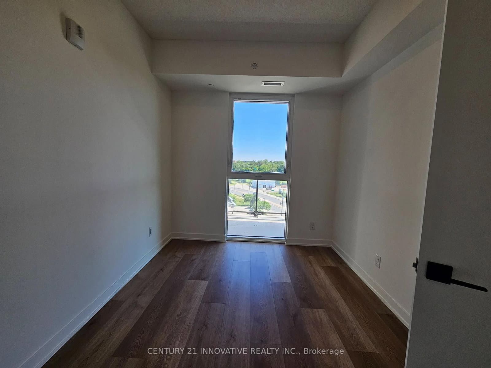 33 Erie Avenue, Unit 807 thumbnail 7