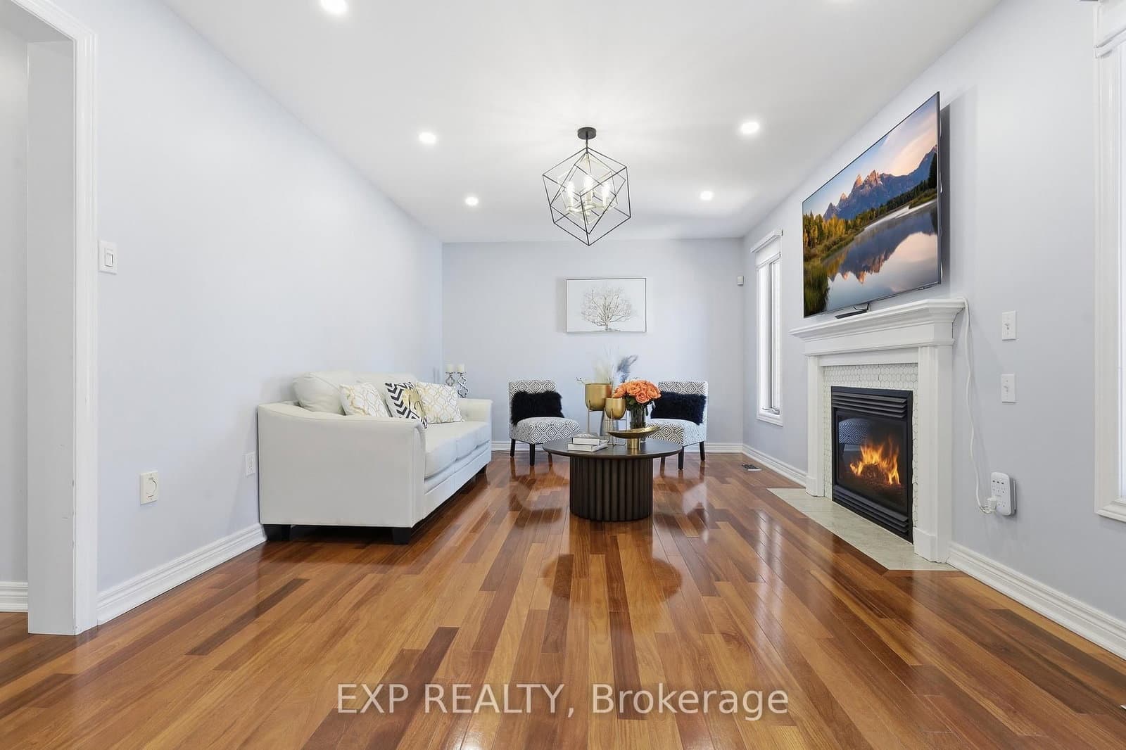 194 Southbrook Drive thumbnail 12