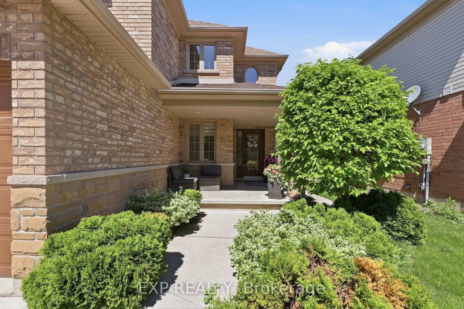 194 Southbrook Drive thumbnail 6