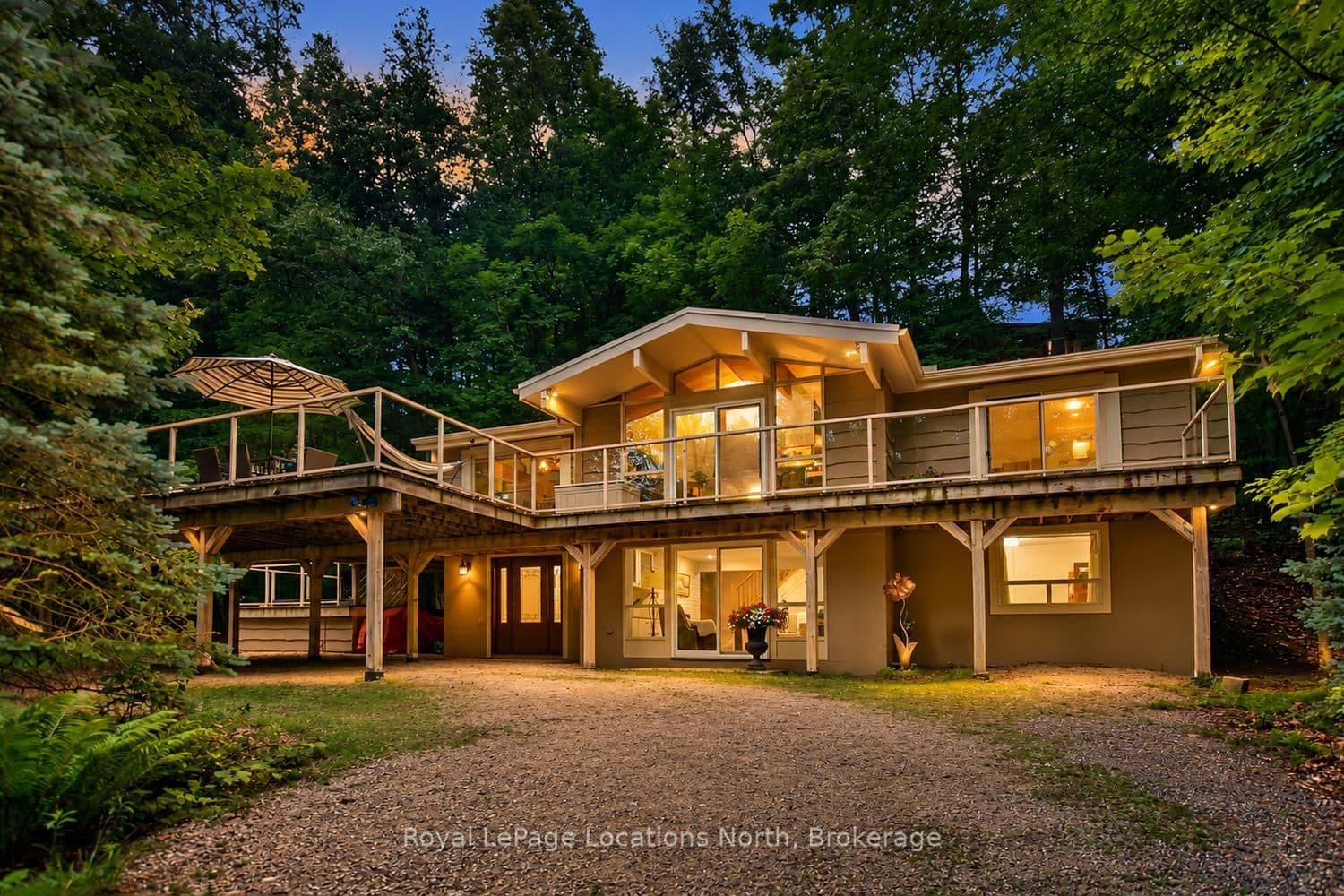 143 ST MORITZ Crescent - Image 1