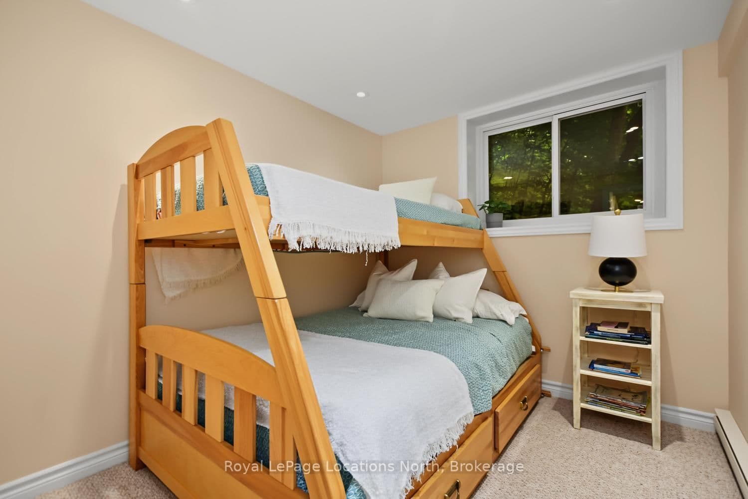 143 ST MORITZ Crescent thumbnail 14
