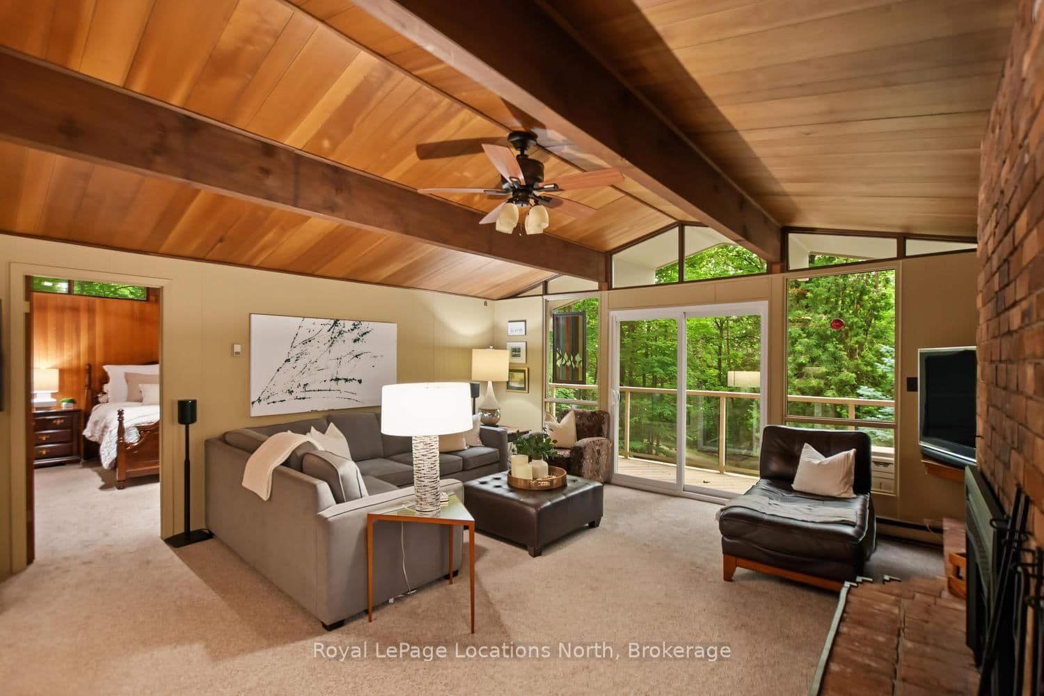 143 ST MORITZ Crescent thumbnail 24