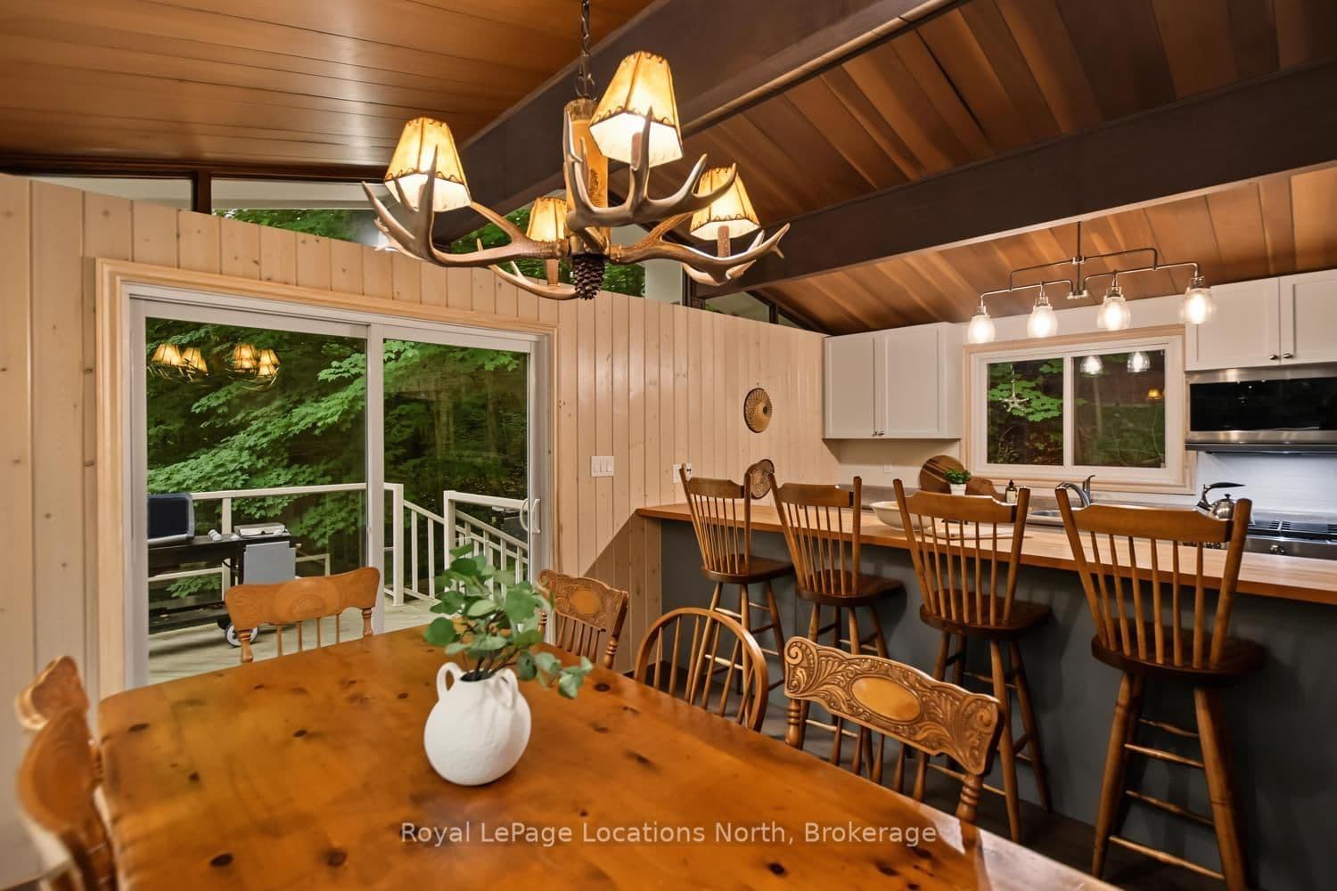143 ST MORITZ Crescent thumbnail 29