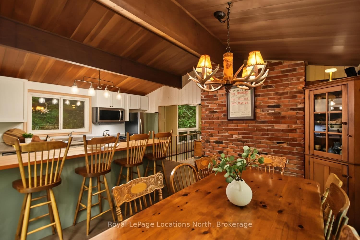 143 ST MORITZ Crescent thumbnail 31