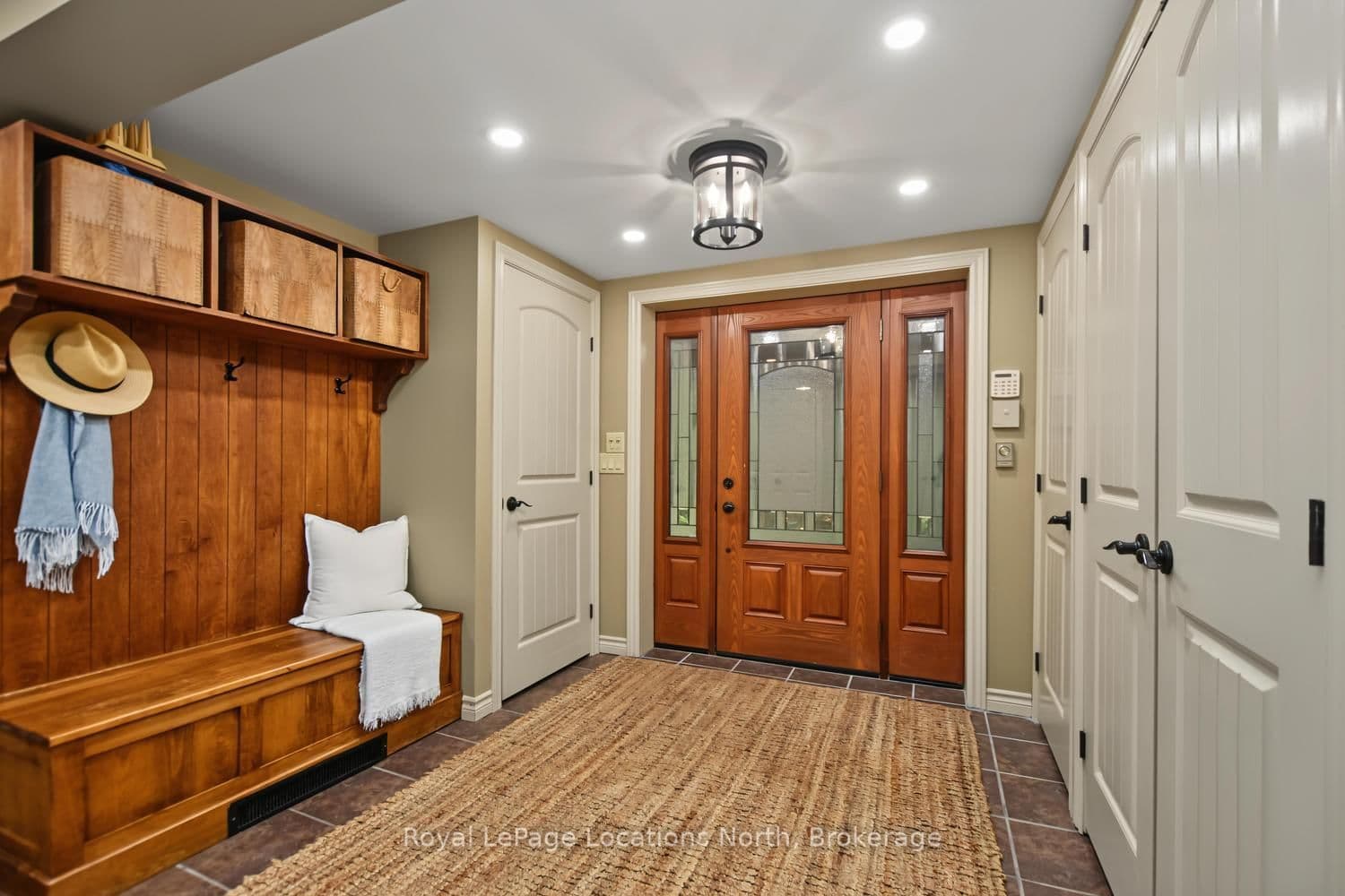 143 ST MORITZ Crescent thumbnail 4