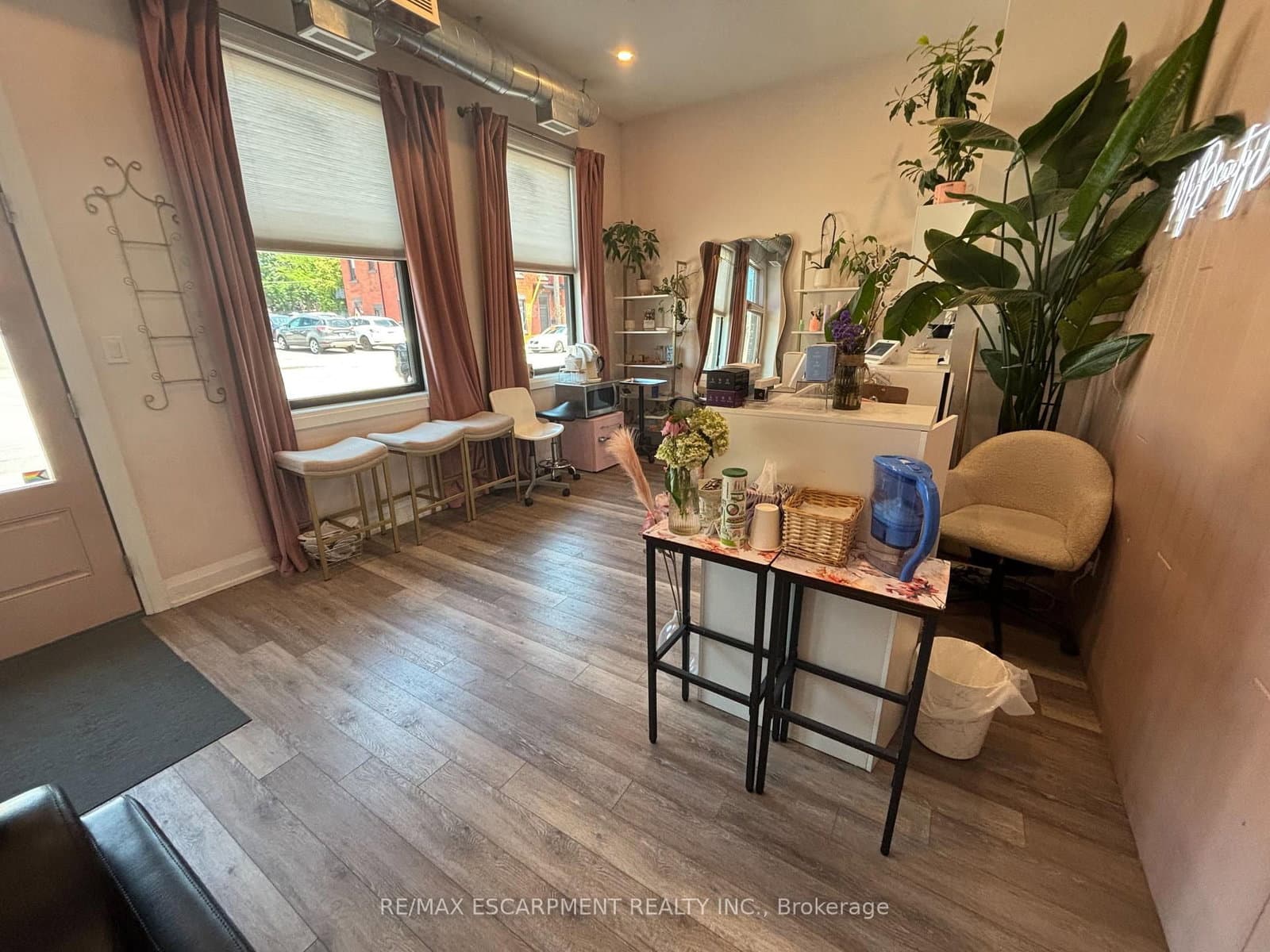 52 Barton Street E, Unit 1 thumbnail 5