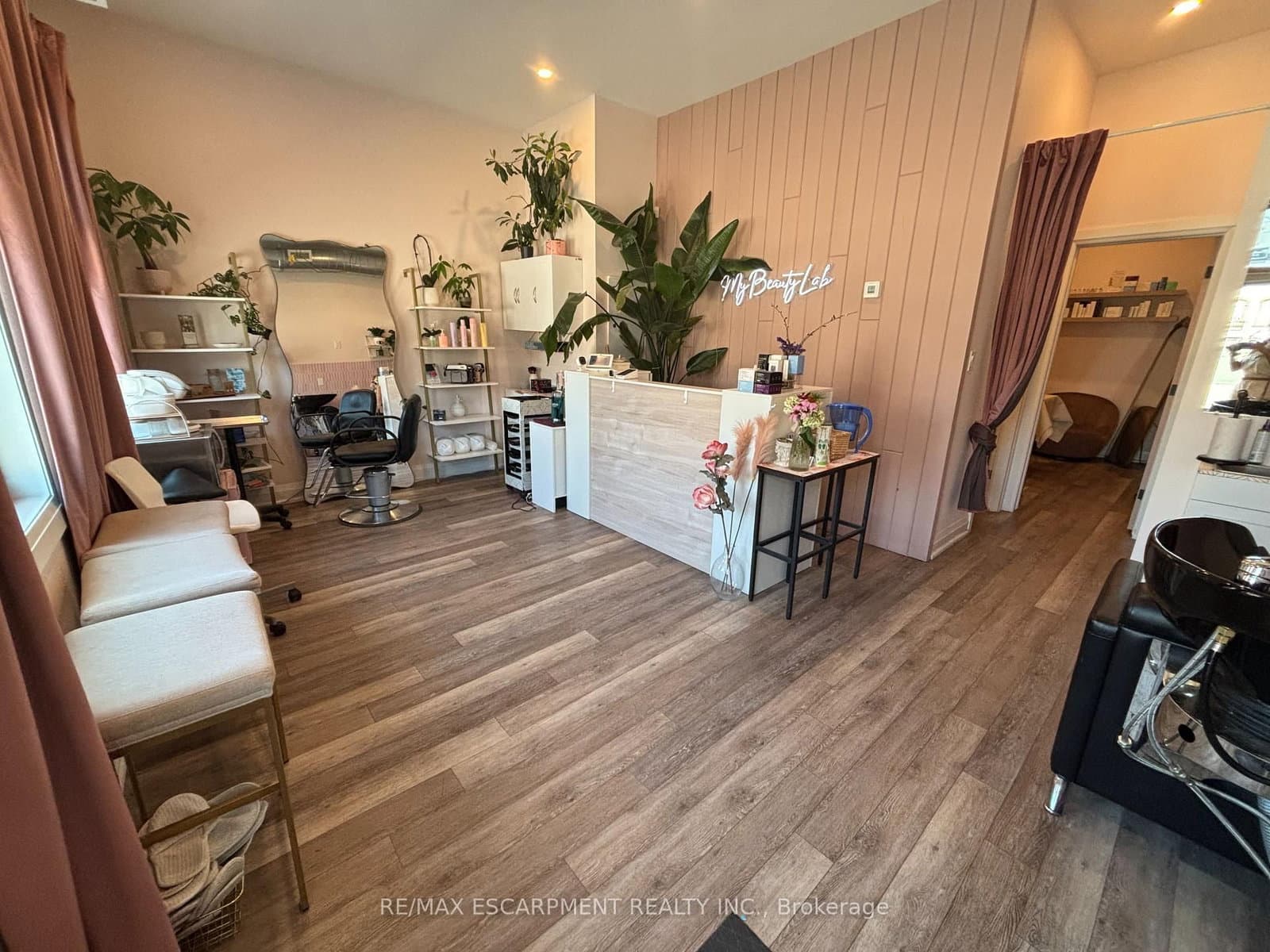 52 Barton Street E, Unit 1 thumbnail 7